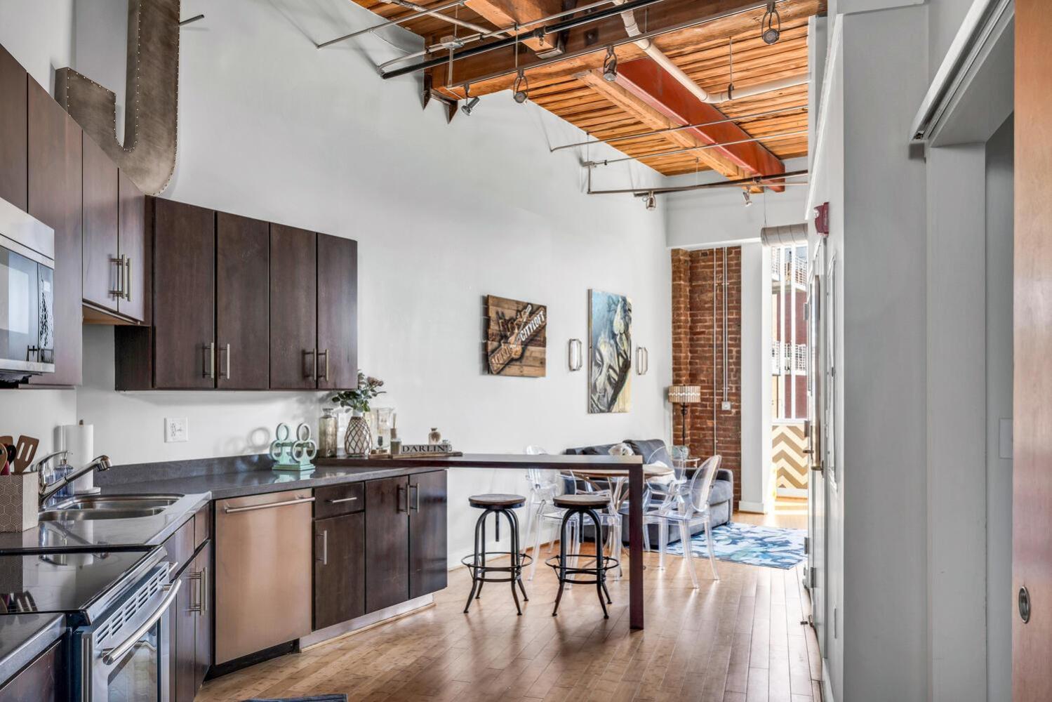 June Apartment Nashville