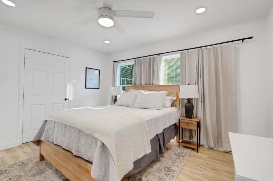 Spacious Duplex In Prime Location Nashville