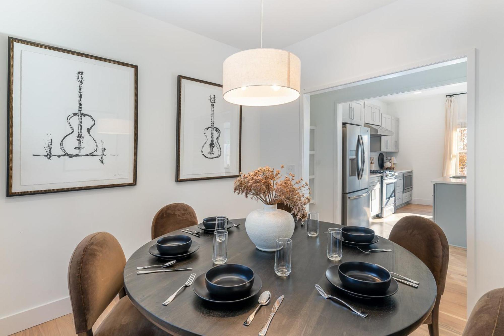 - 405 Marshall St #3 * Nashville