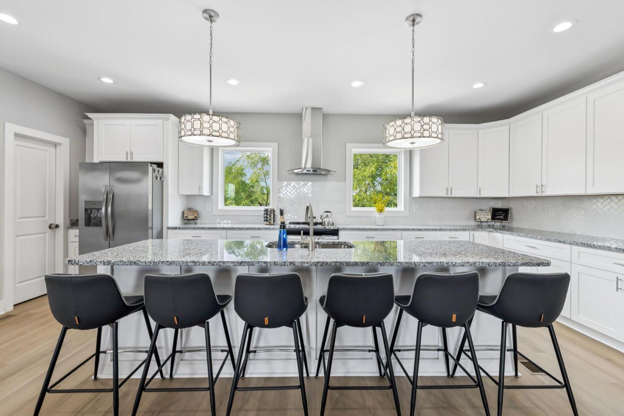 Friends In Skyline Places Luxurious Brand New Build, Great For Groups, 10 Min To Downtown Nash Holiday home