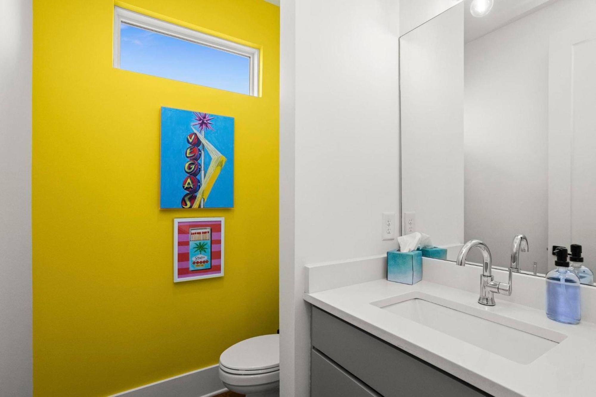 2 Adjacent Gem Great For Big Groups 8th Ave S * Nashville