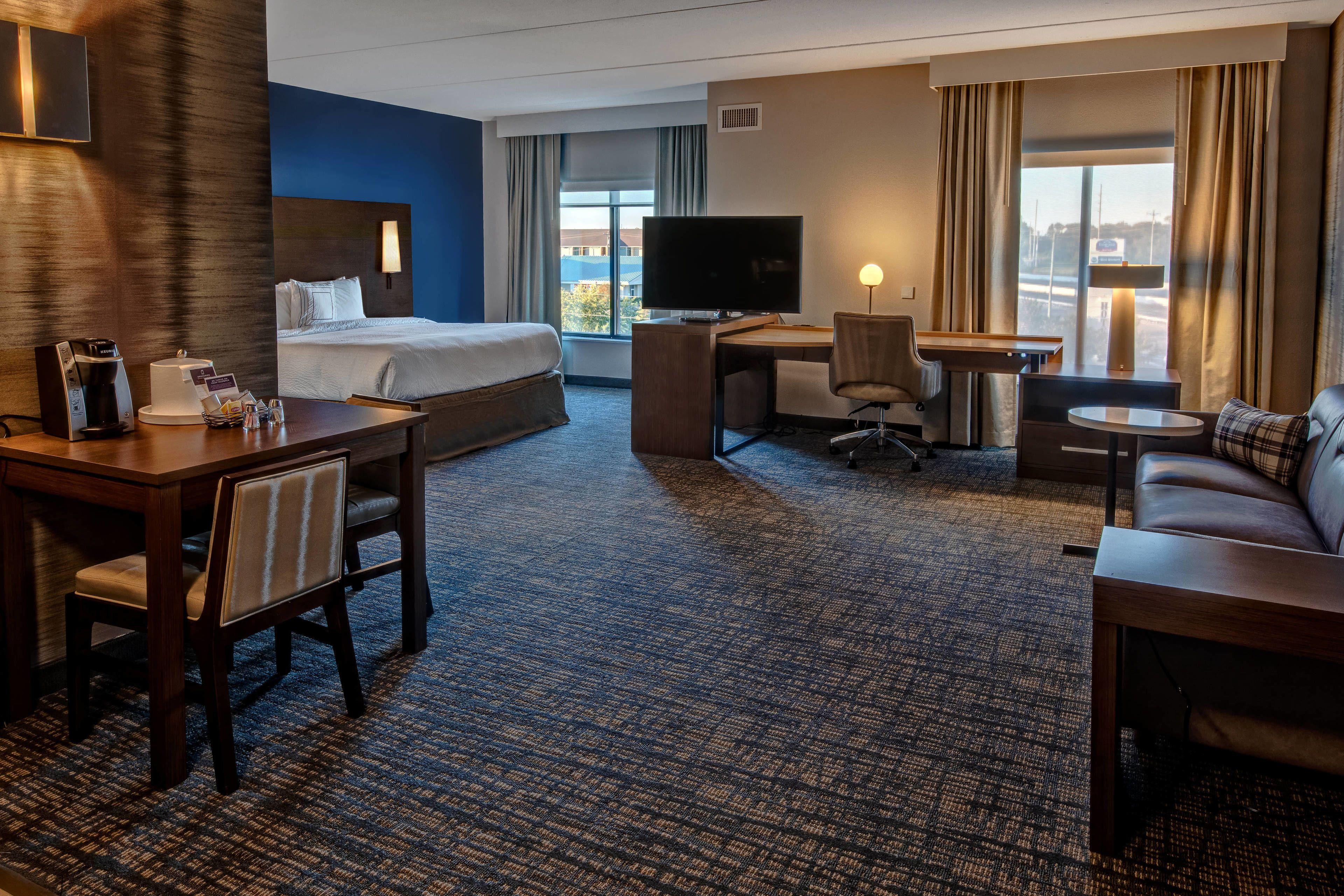 By Marriott At Opryland 3* Nashville