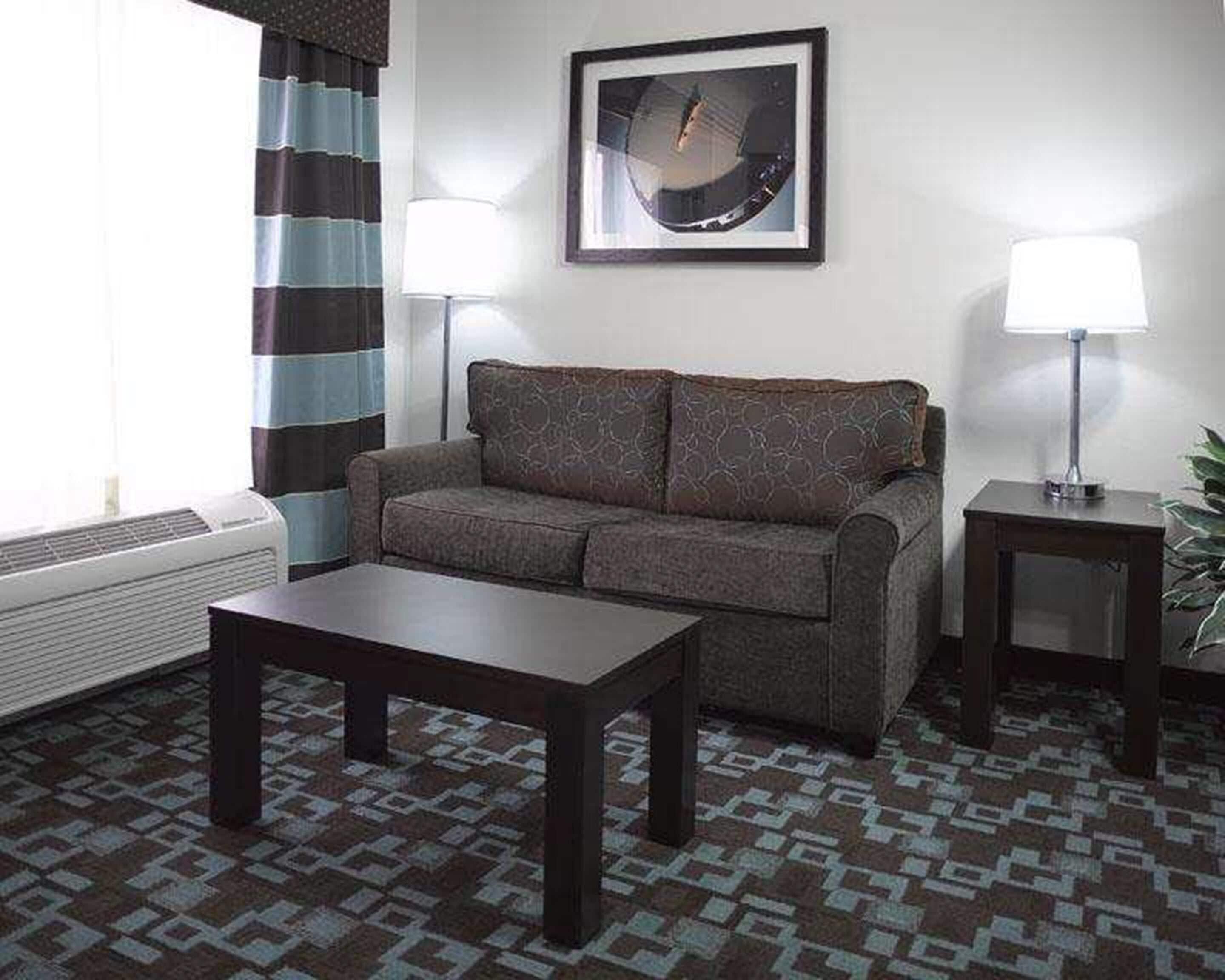 Hampton & At Opryland