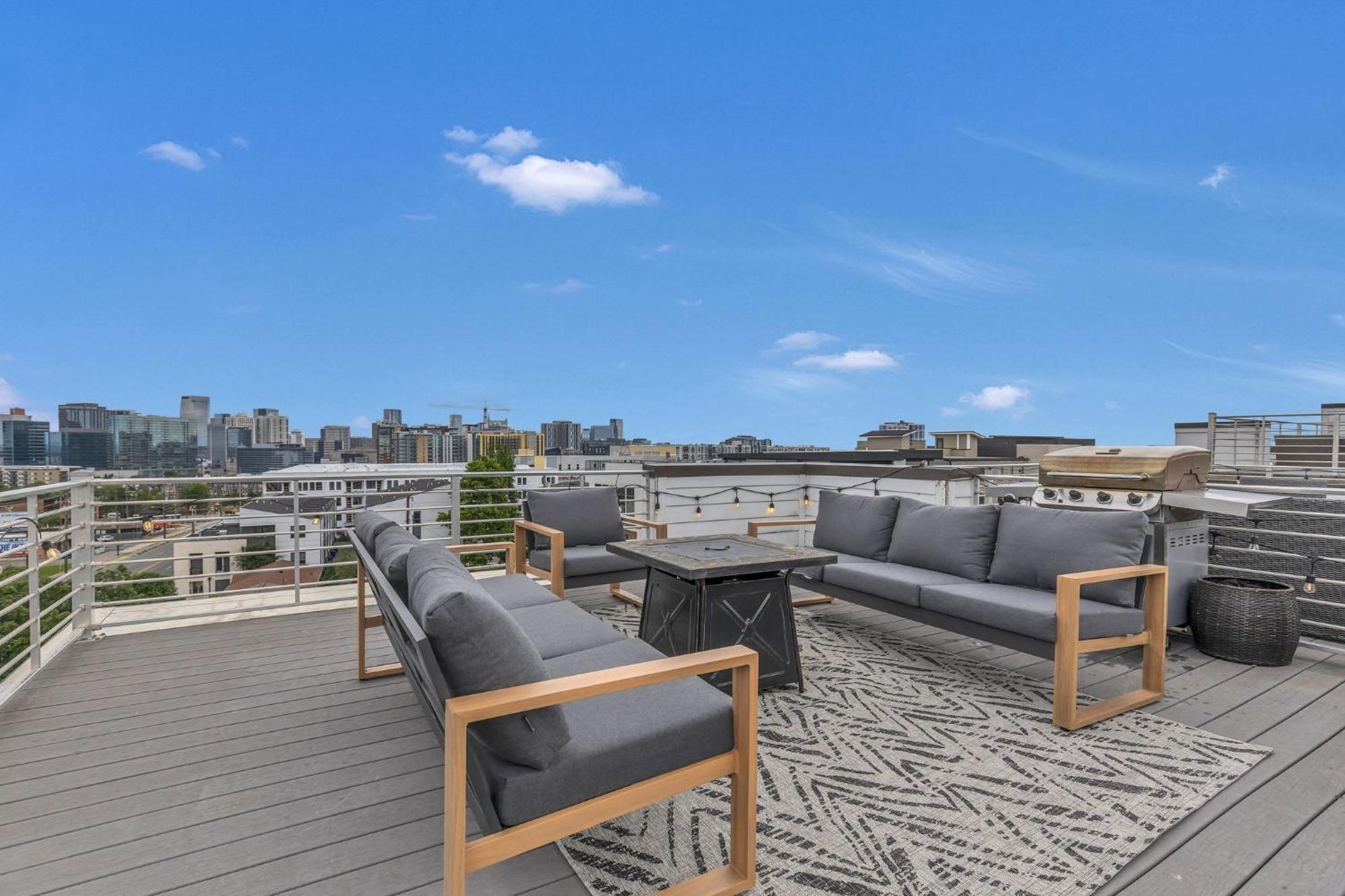 Holiday home Luxury 2 Miles To Honky Tonks Nashville