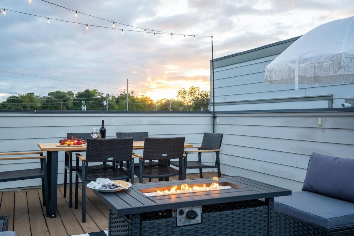 3br And 3ba 5 Min Dt Firepit Patio And Sleeps 10 * Nashville