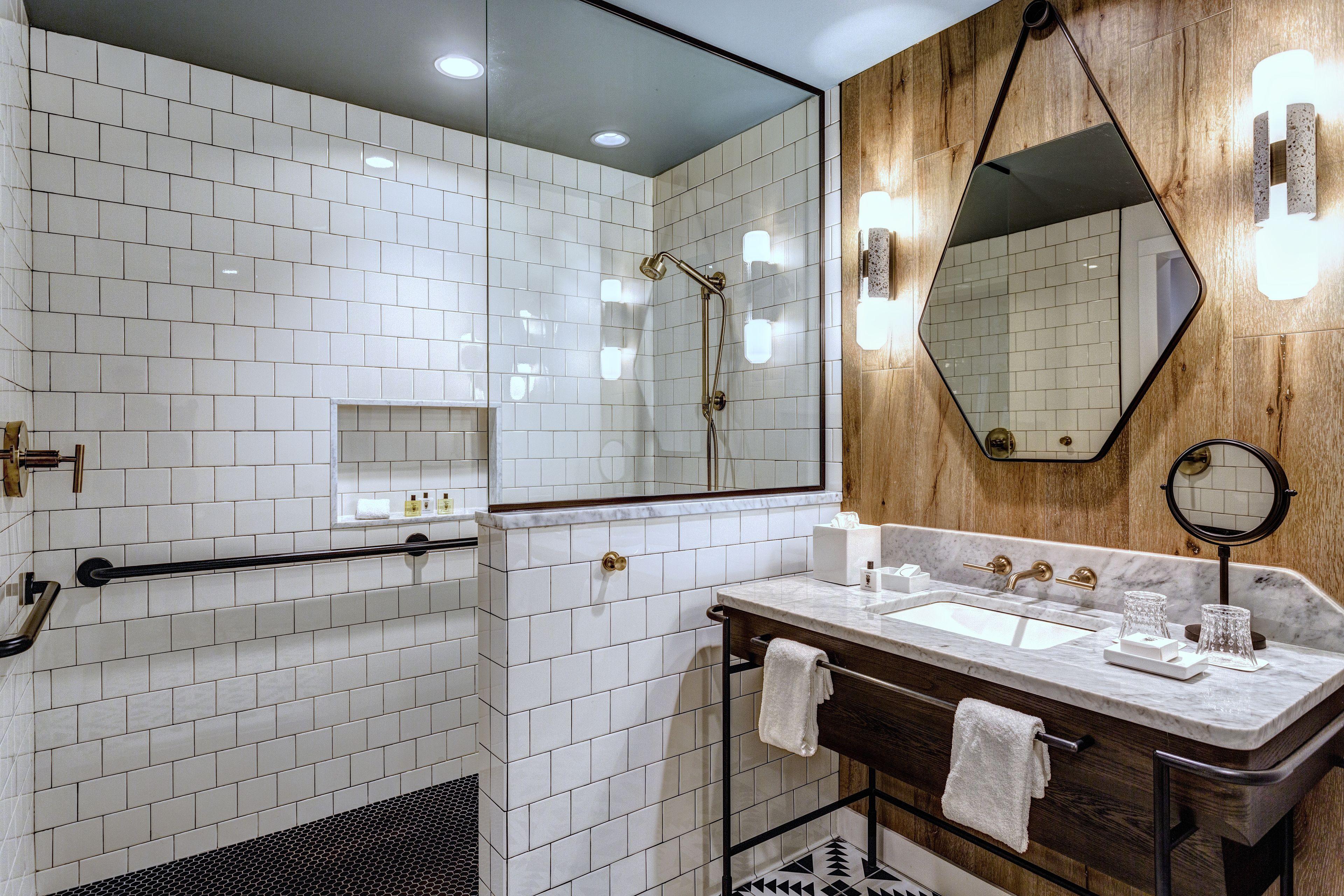 Thompson Nashville, By Hyatt 4*