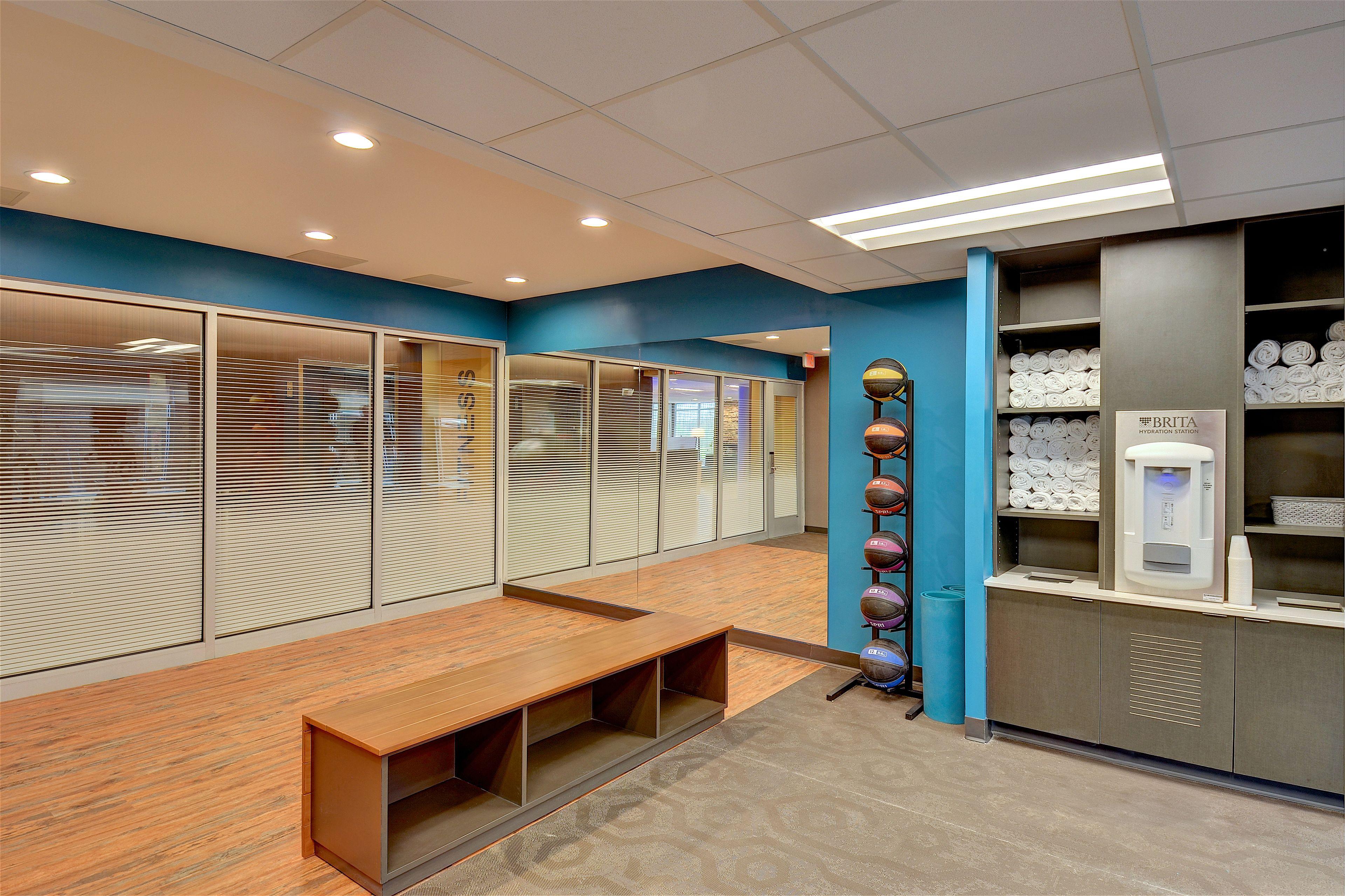 Hotel Fairfield & By Marriott Downtown-metrocenter Nashville