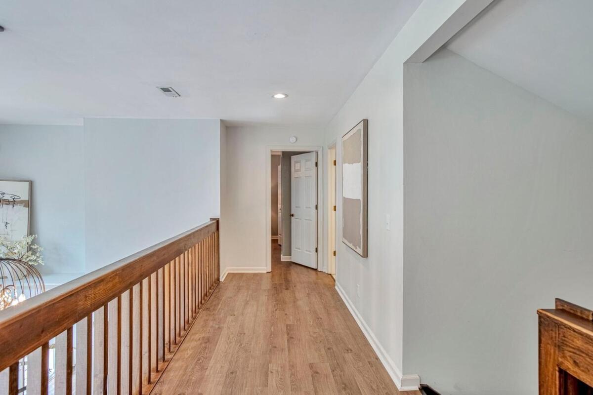 Group Haven Retreat- 2 Min To Lake! 15 Min To Dt! Holiday home