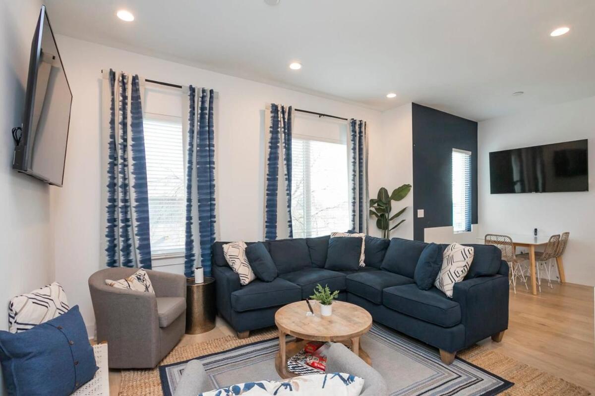 2 Side By Side Homes With Rooftops Nashville