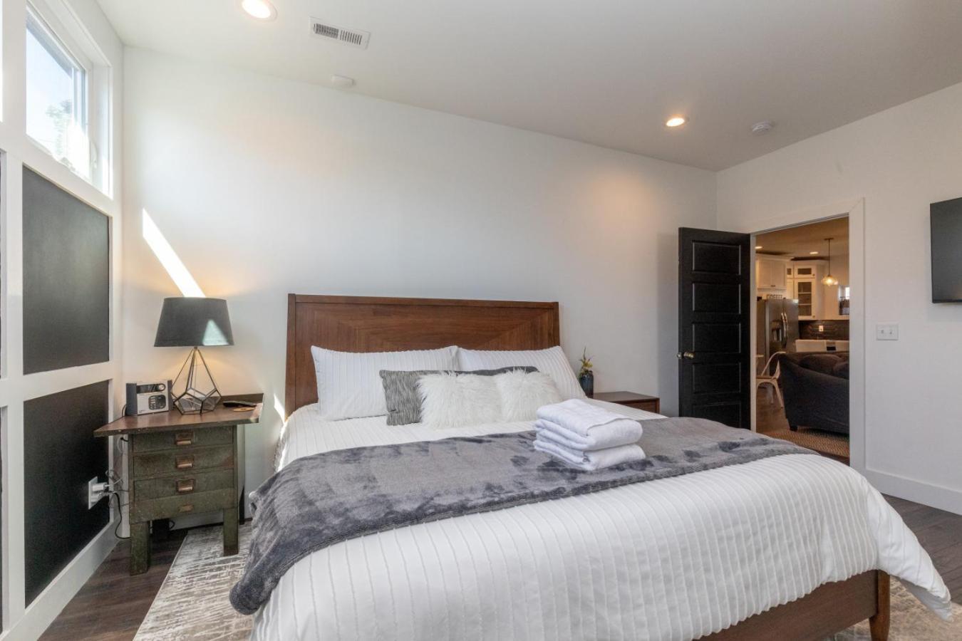 Holiday home Broadway Breeze Escape Modern Comfort *