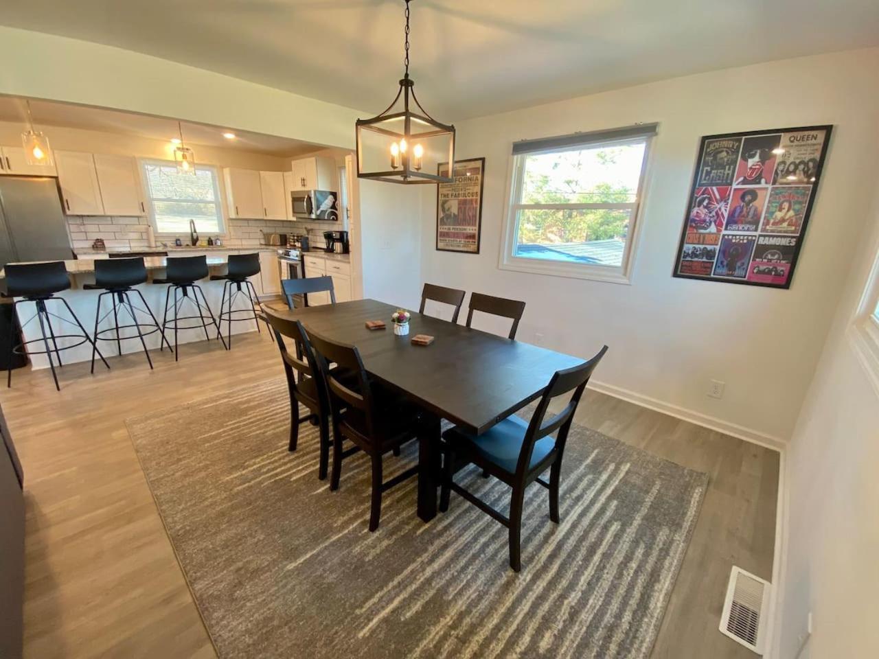 Holiday home Paradise Found With Pool And Hot Tub Nashville