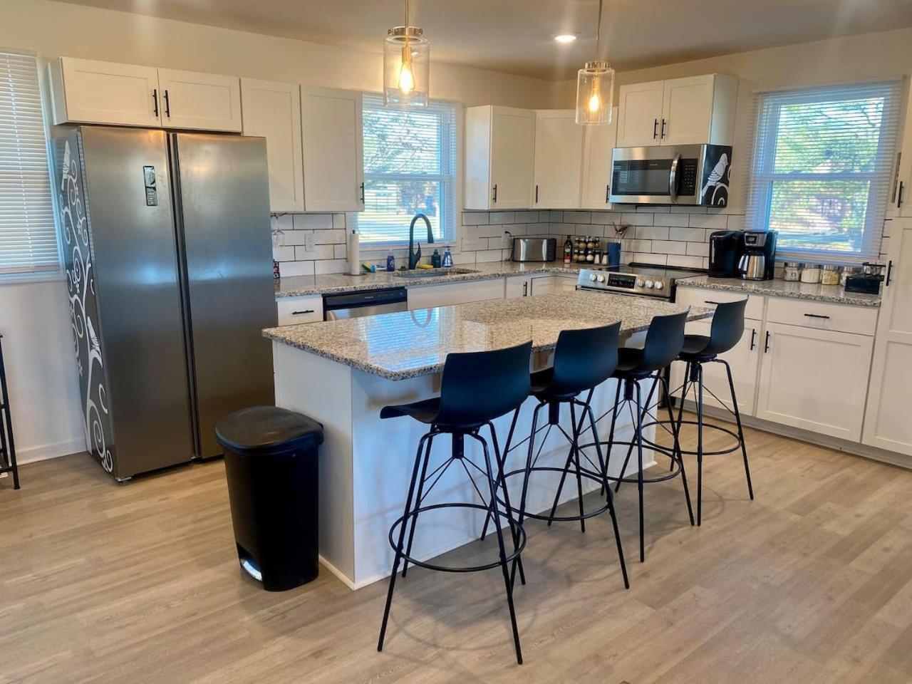 Paradise Found With Pool And Hot Tub *