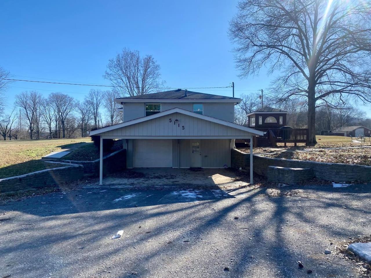 Paradise Found With Pool And Hot Tub Holiday home