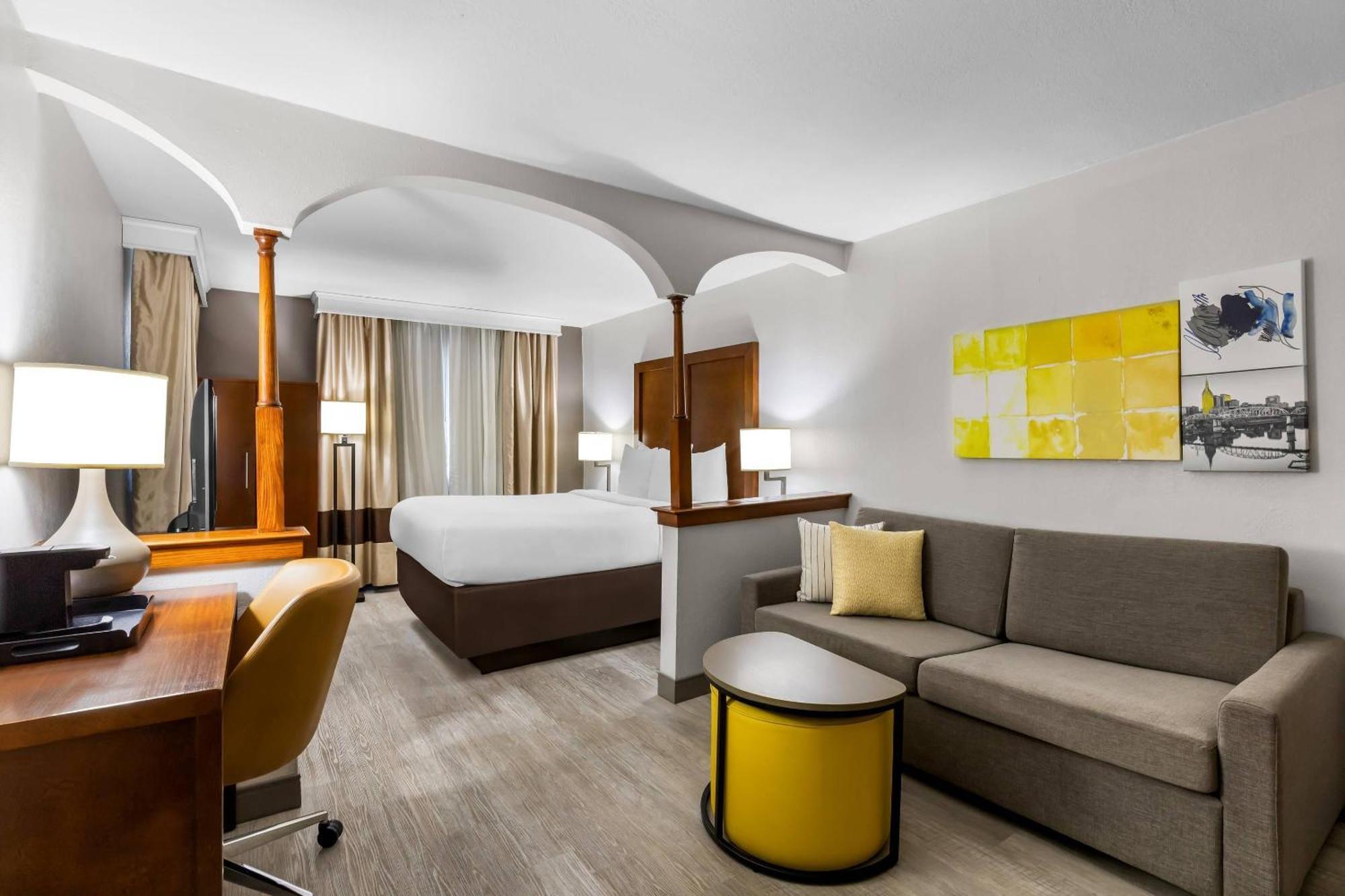 Comfort West Nashville