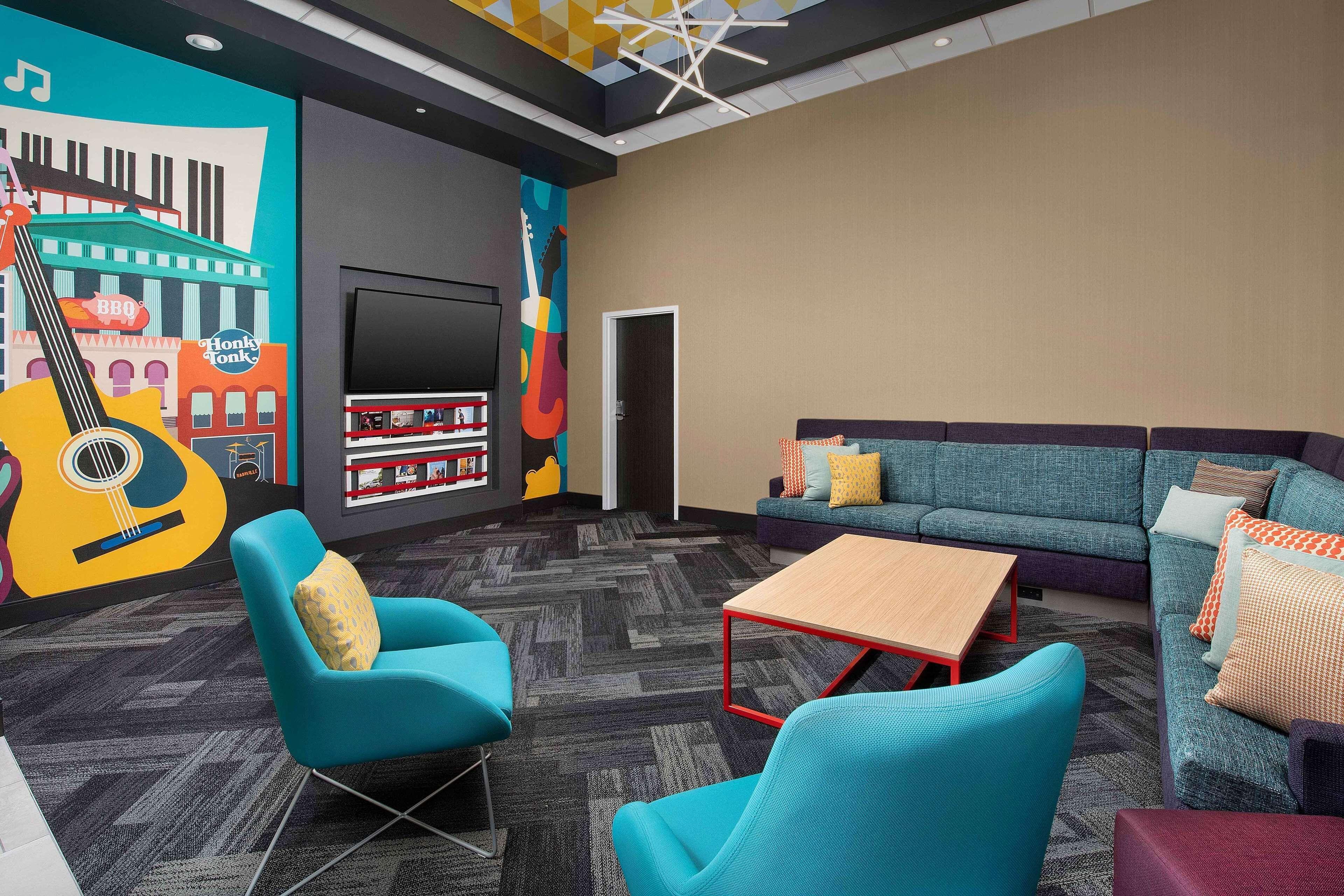 Tru By Hilton Downtown Convention Center Hotel Nashville