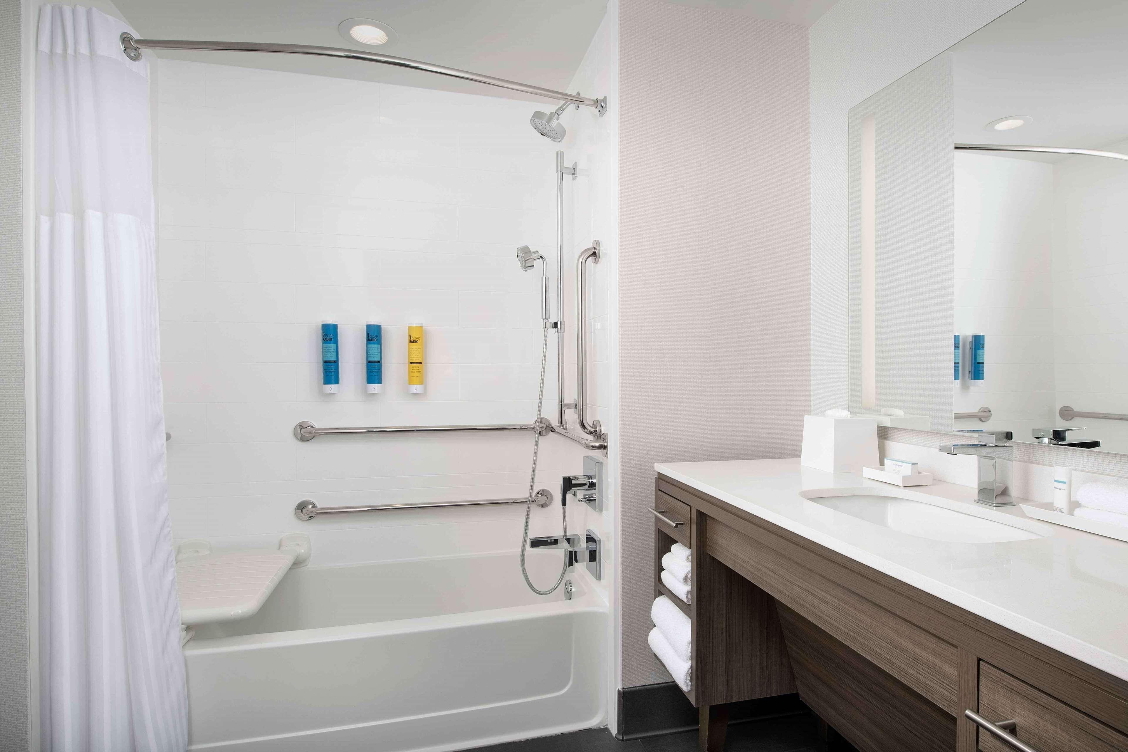 Tru By Hilton Downtown Convention Center 3*