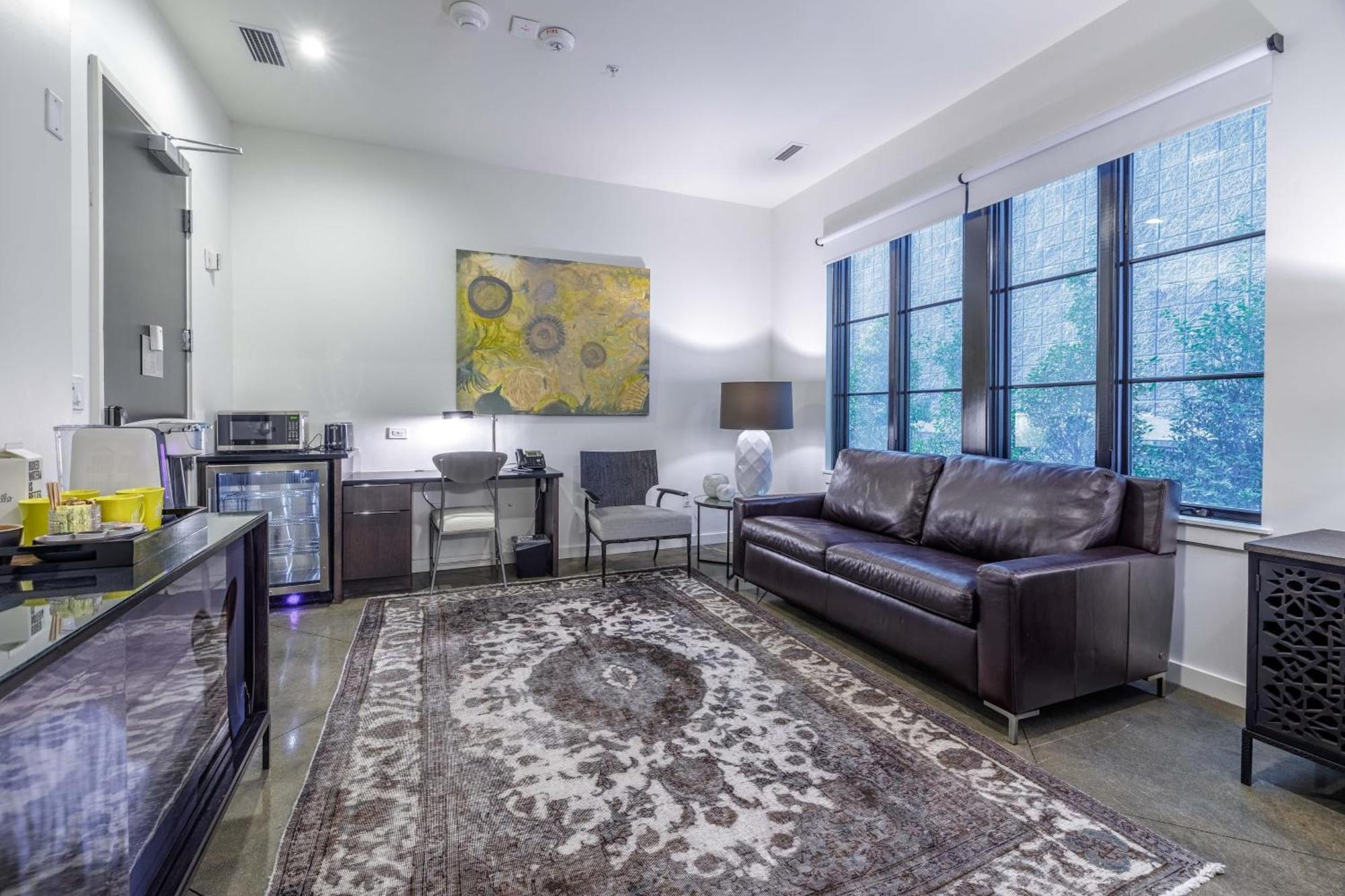 121 By Avantstay Modern Comfort In Nashville's West End