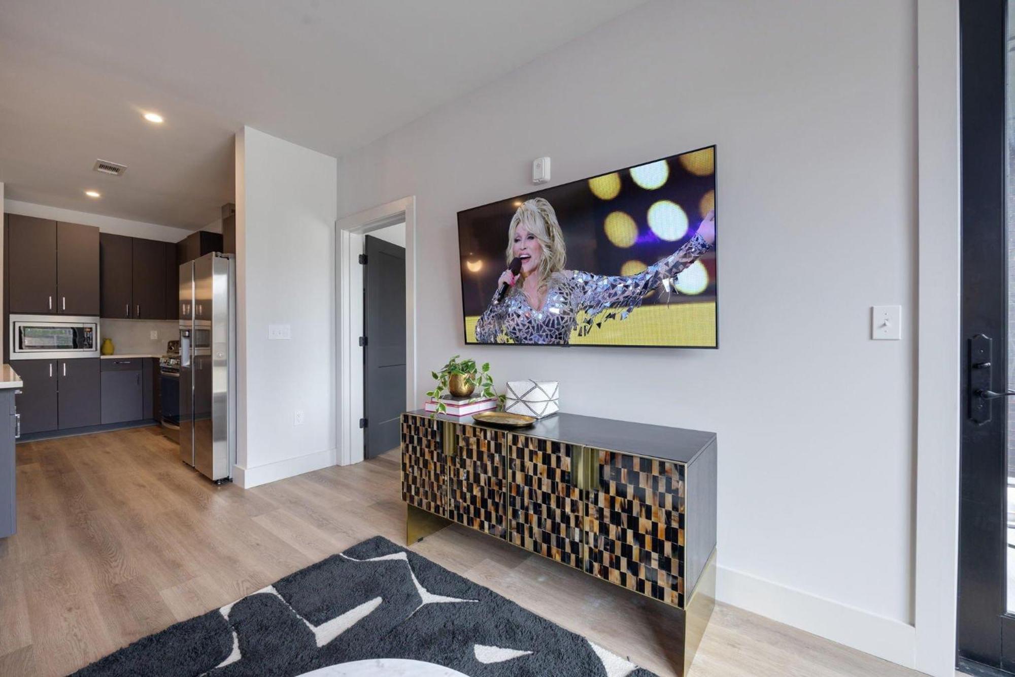 Dolly's Parton-non - Odyssey - Heart Of Midtown * Nashville