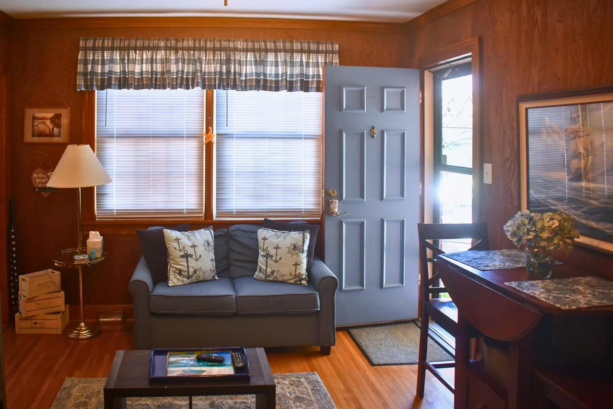 8 Mi To Broadway Wfh-friendly Duplex!