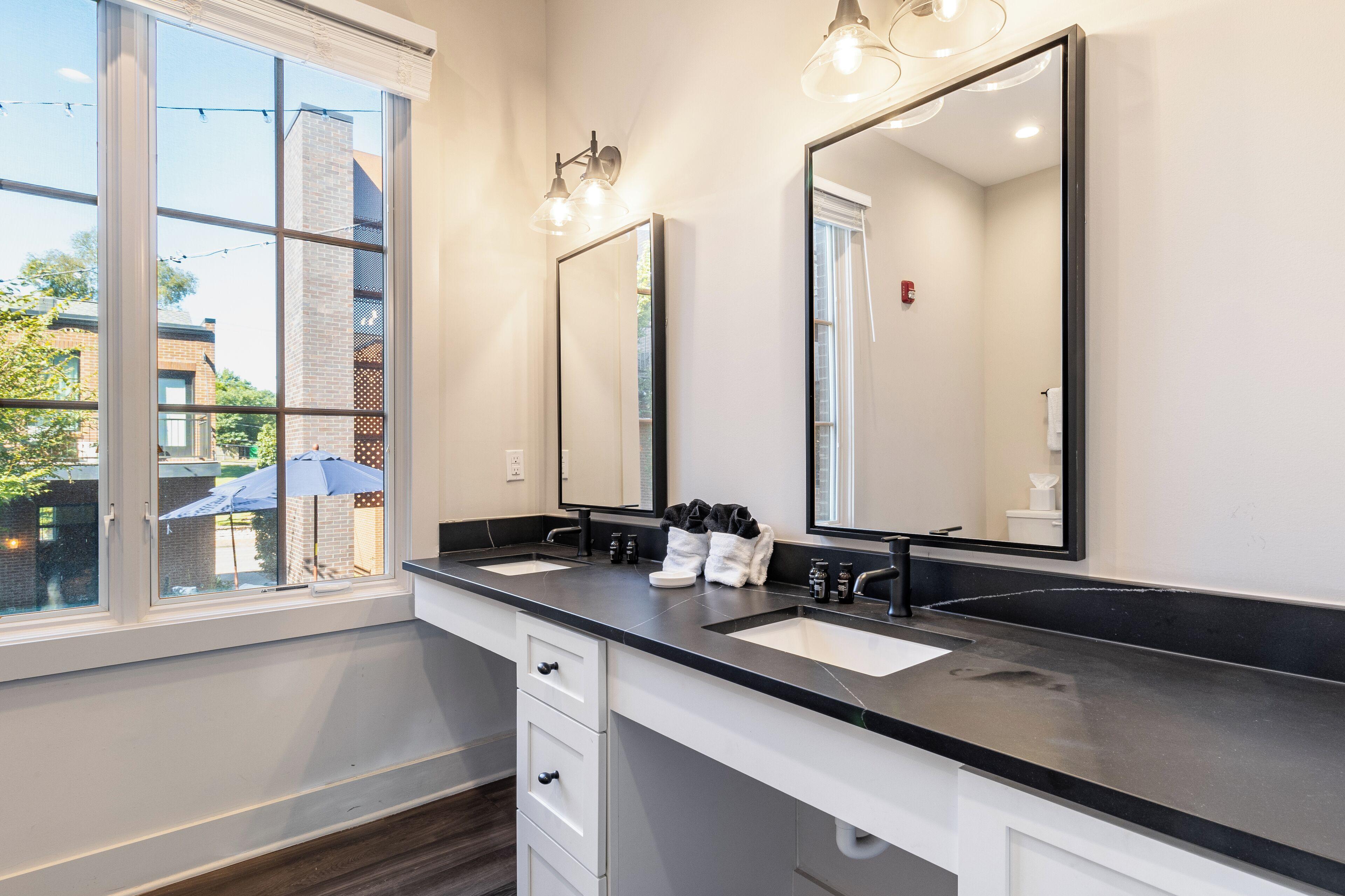 The Magnolia By Avantstay Stylish Comfort Near Downtown