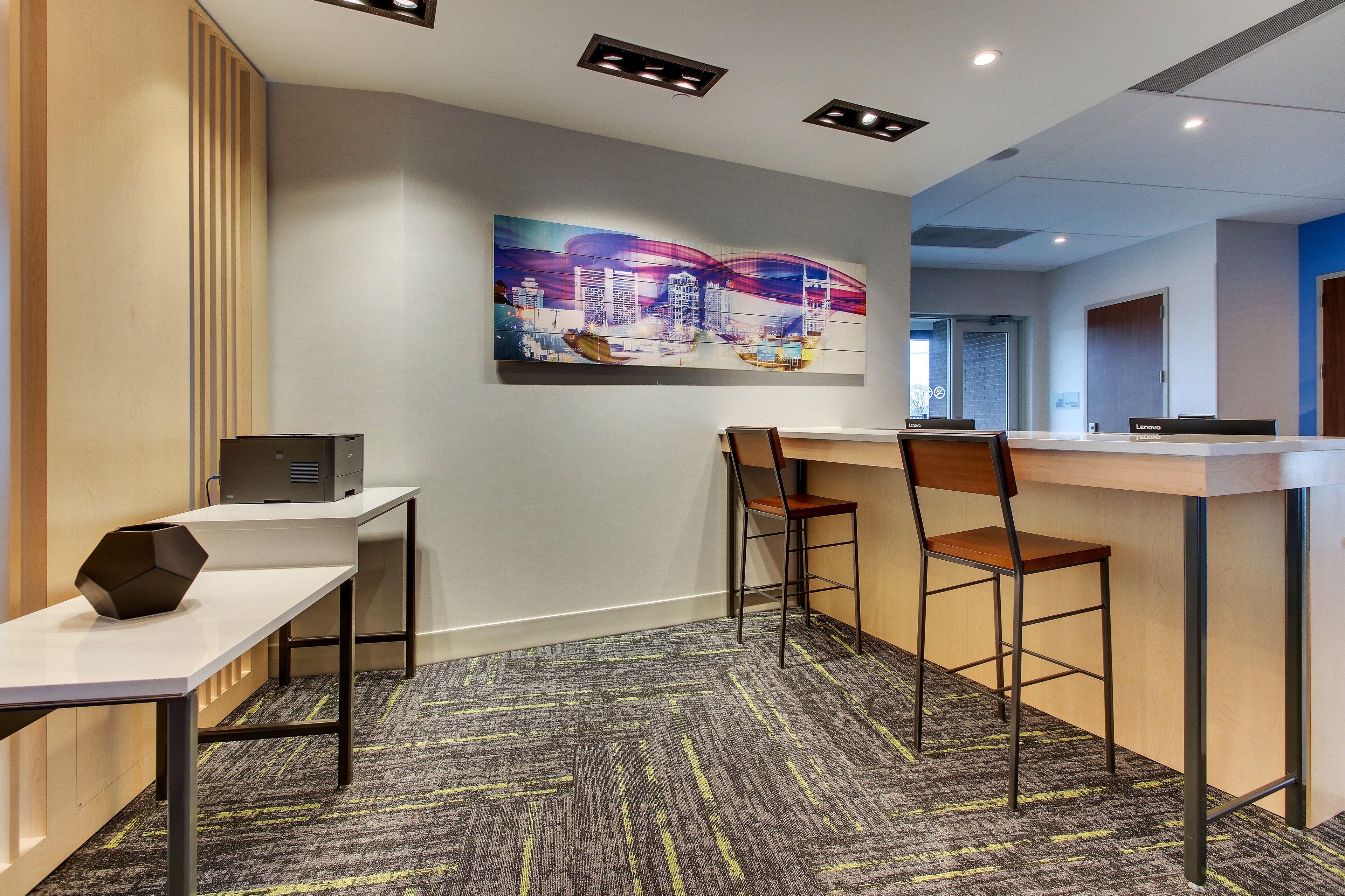 Hotel Express & - Metrocenter Downtown By Ihg Nashville