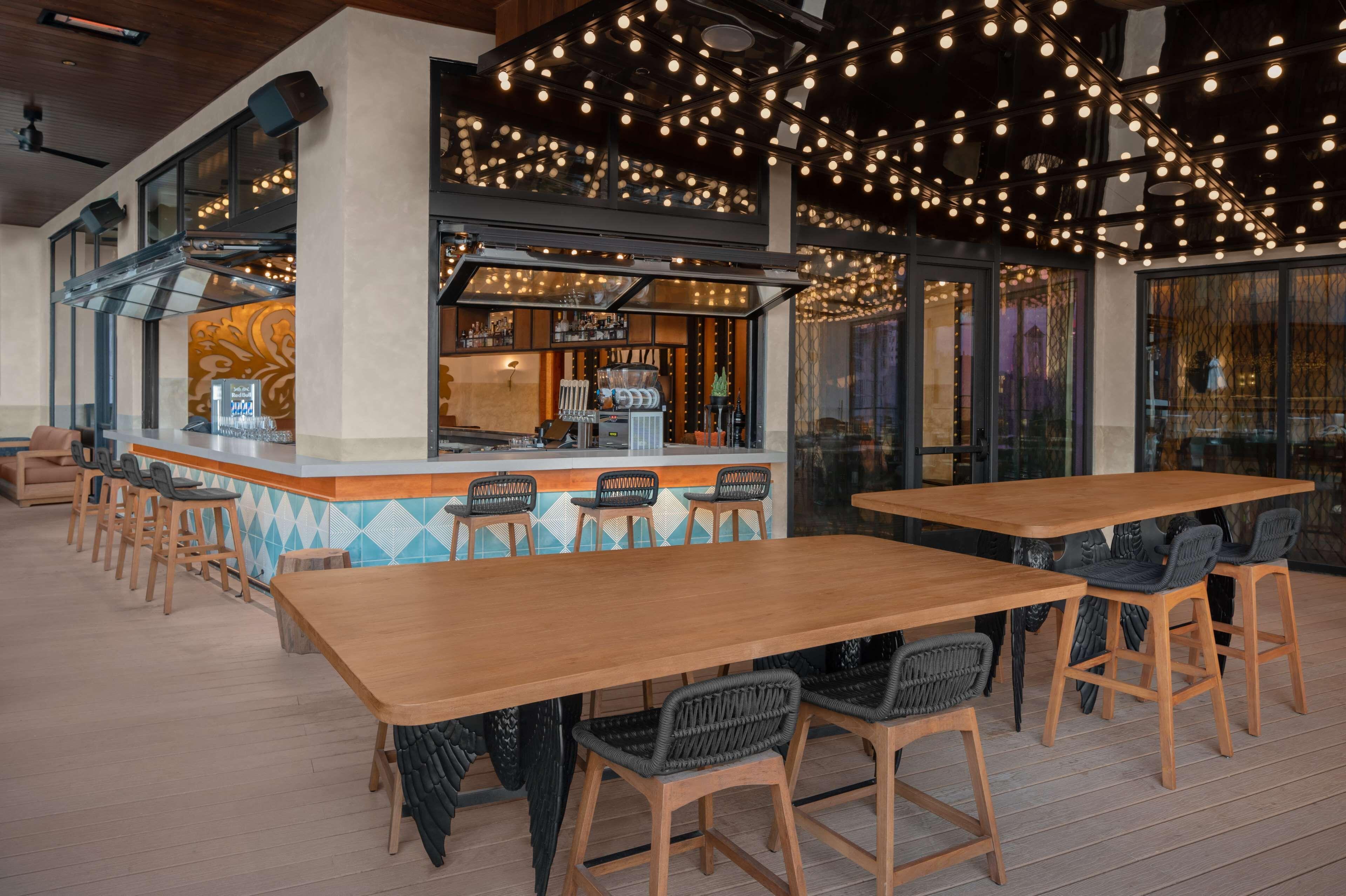 Hotel Fraye Nashville, Curio Collection By Hilton 4*