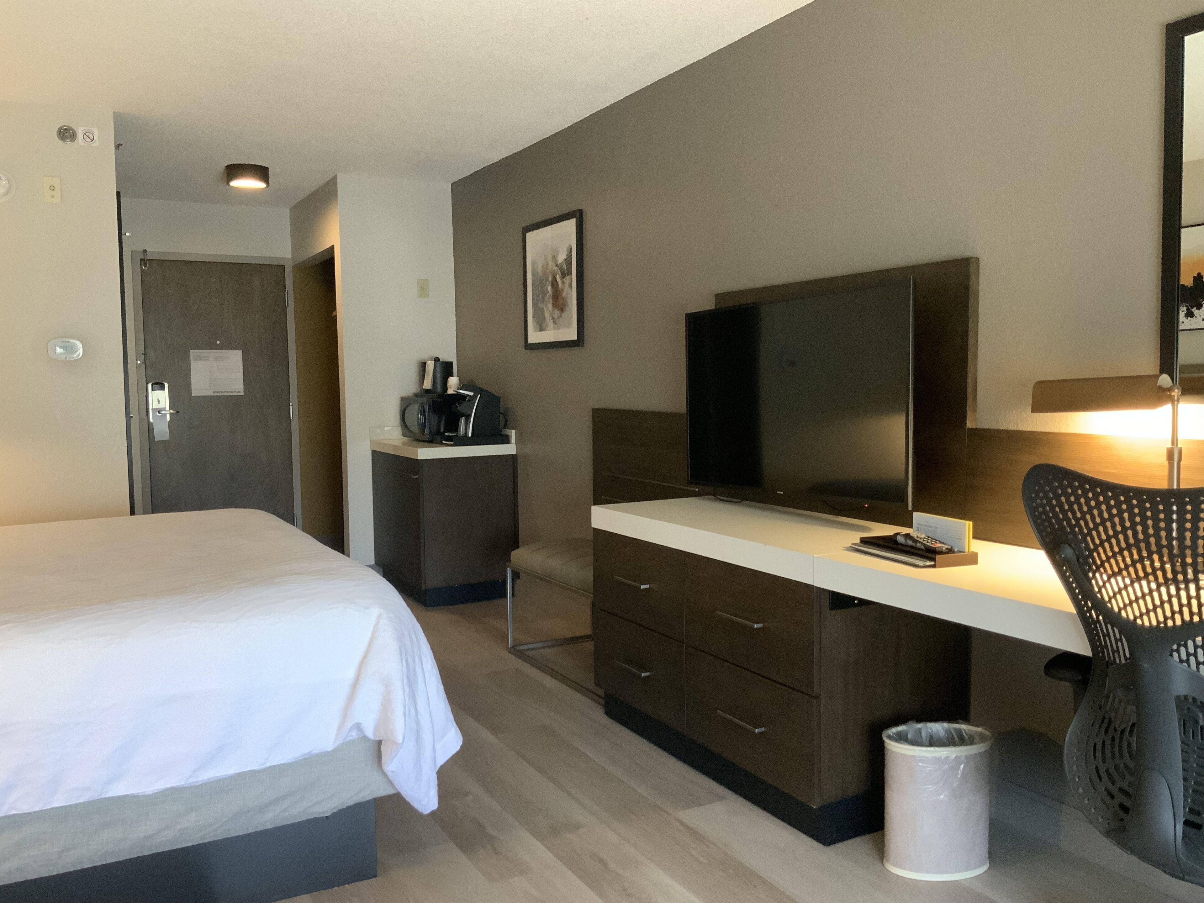 Crowne Plaza Airport By Ihg