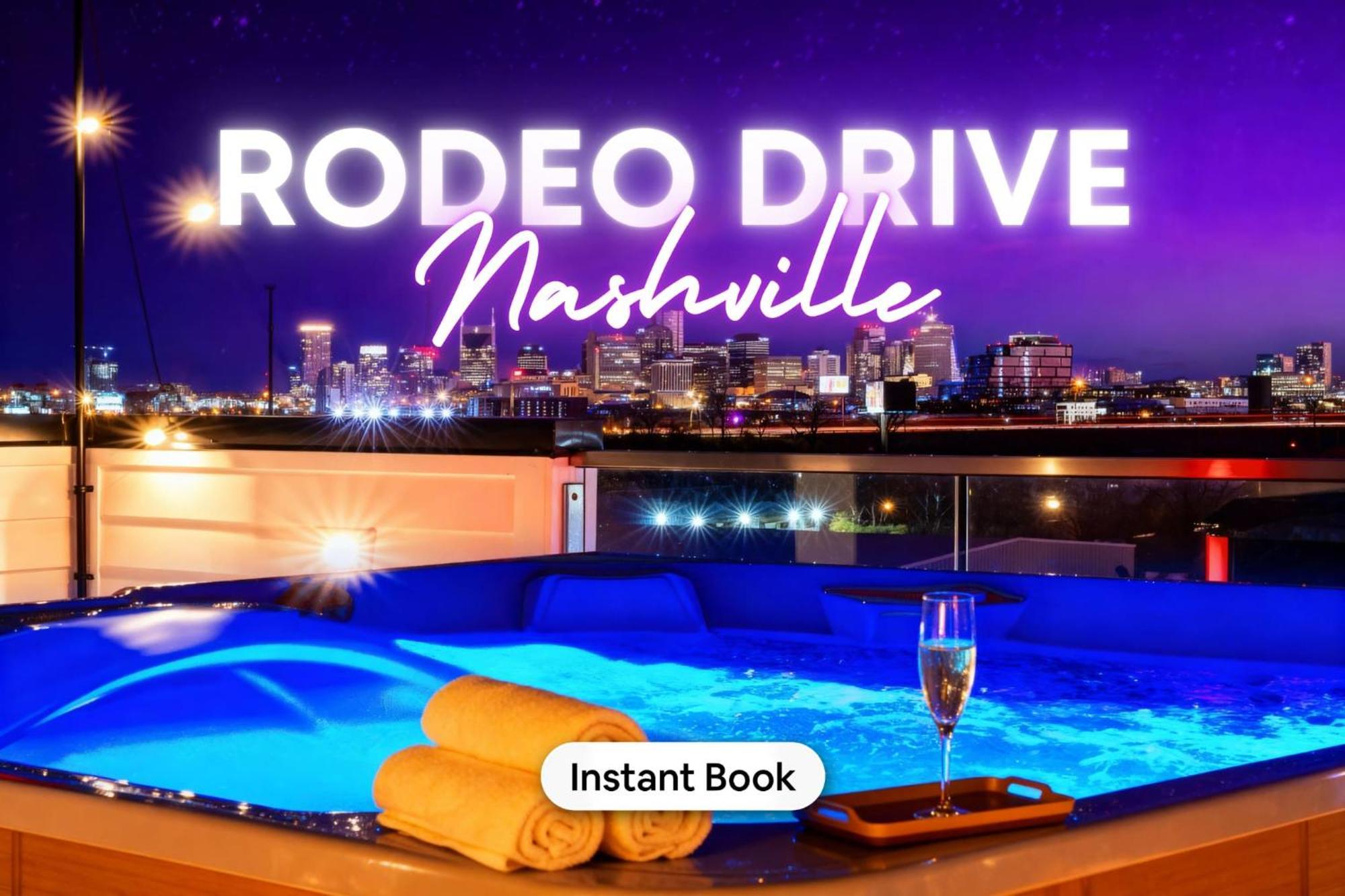 Holiday home Double Rooftop Decks Hot Tub Karaoke Nashville