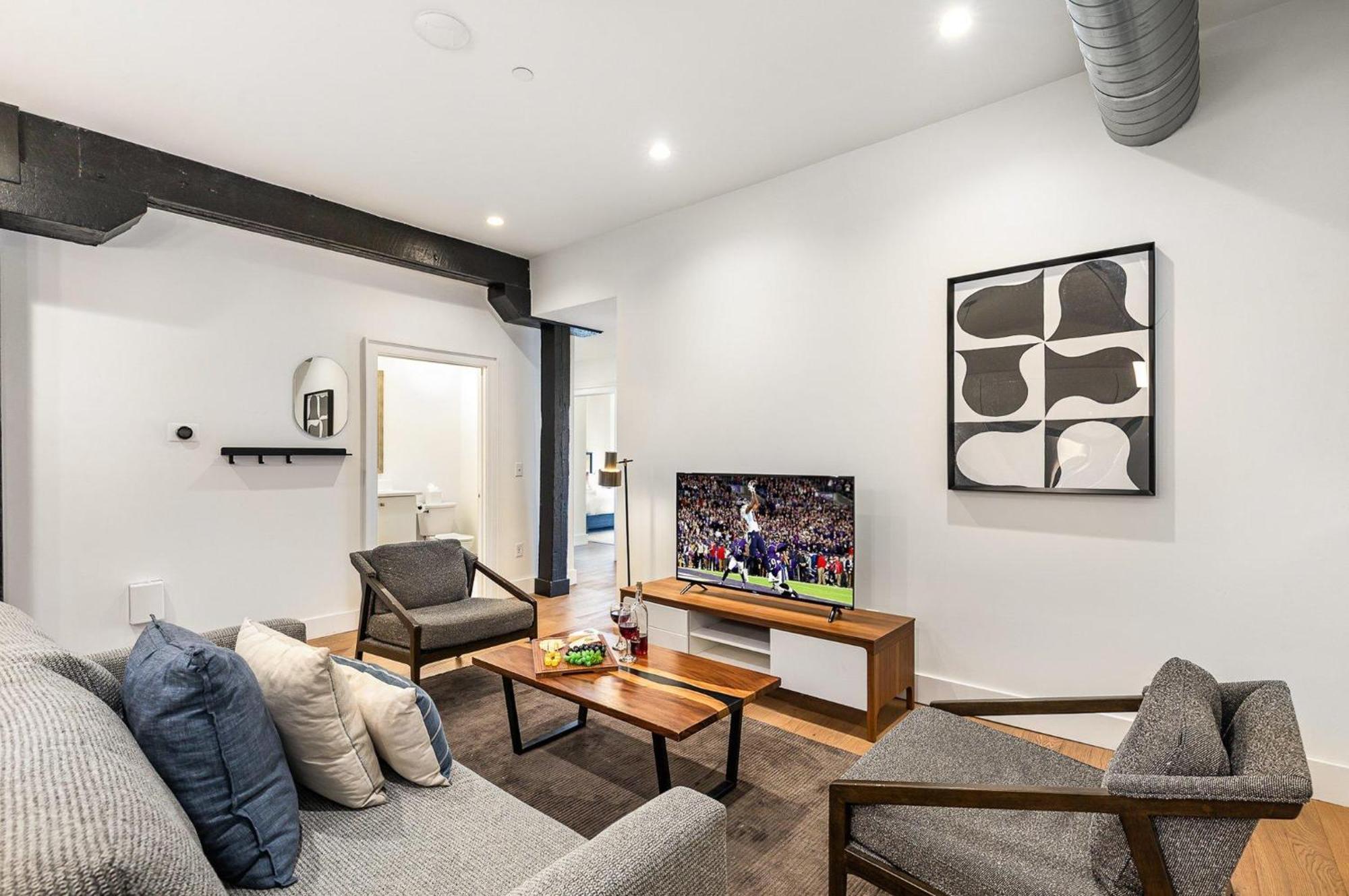 The Saddlery - Showroom - Walk To Broadway * Nashville