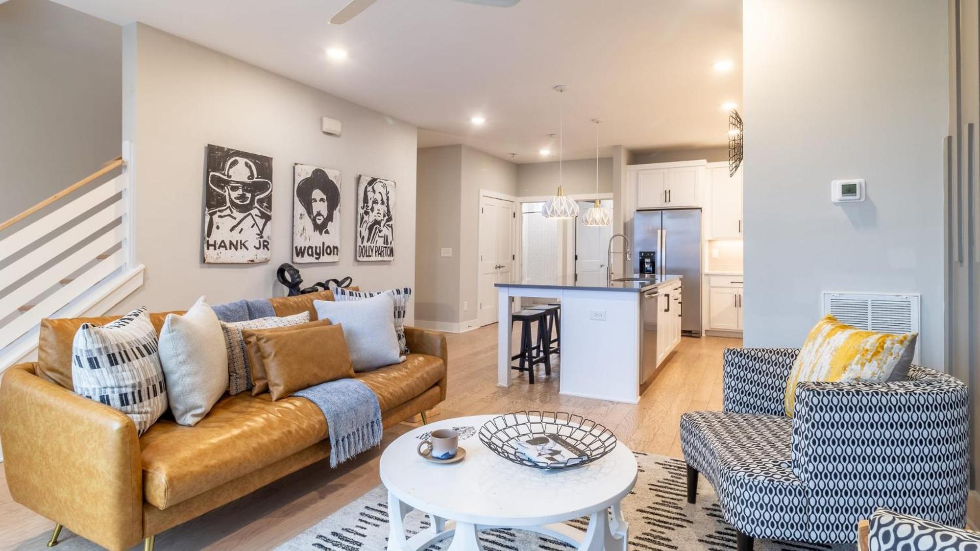 Monty By Avantstay 4bdr 4ba Balcony W Outdoor Seating 5mins To Dt Holiday home