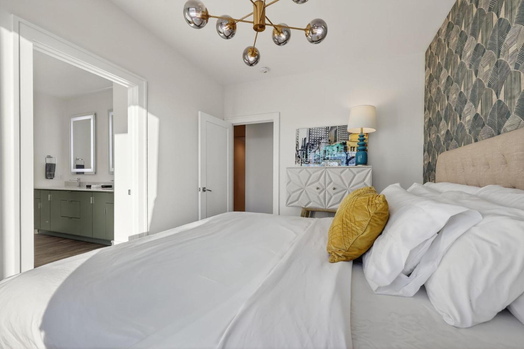 Daydream At The Gulch - Rooftop Movies With A View Holiday home *