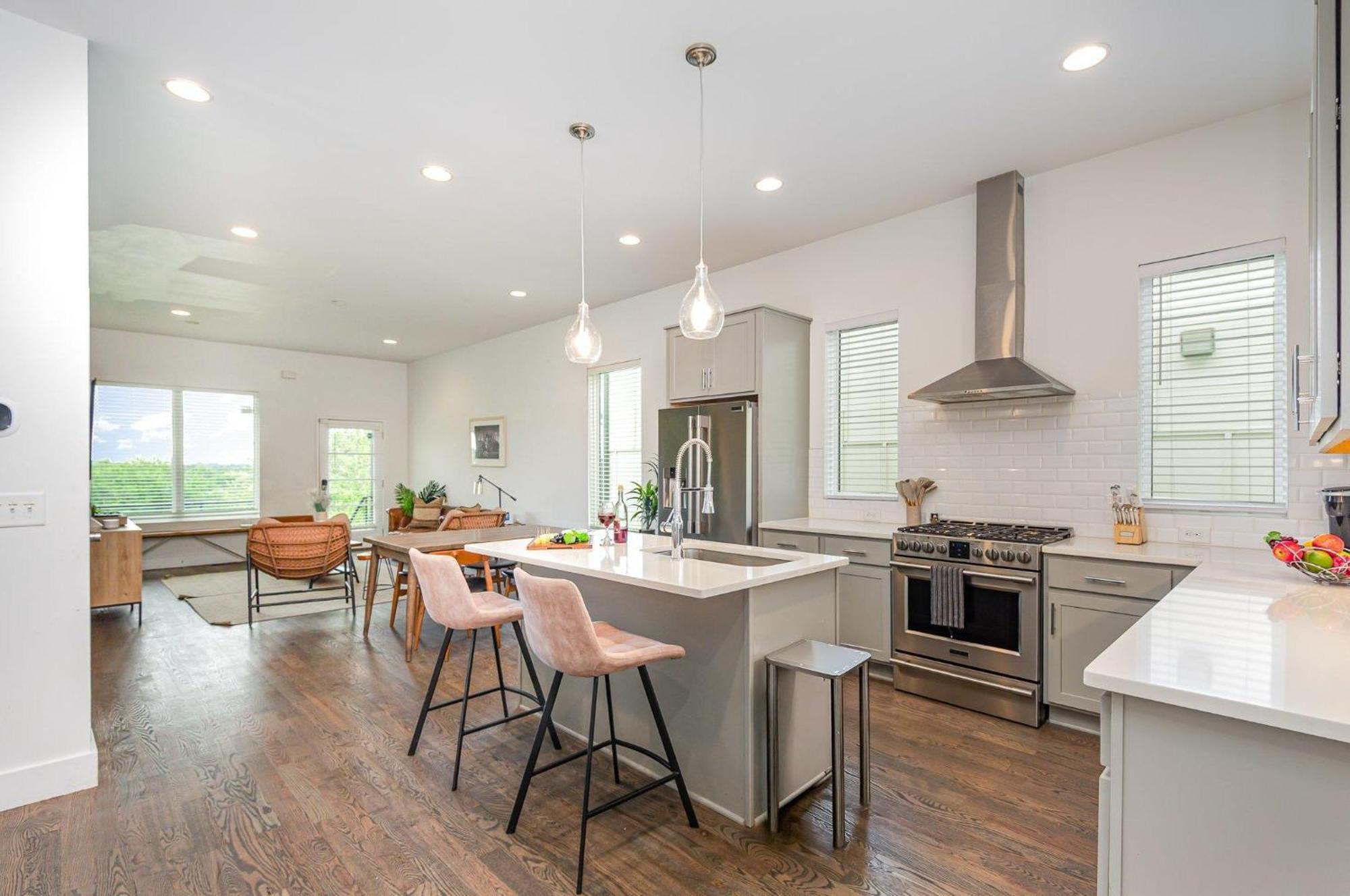 Double Time - Ping-pong Table - Mins To Germantown Holiday home Nashville