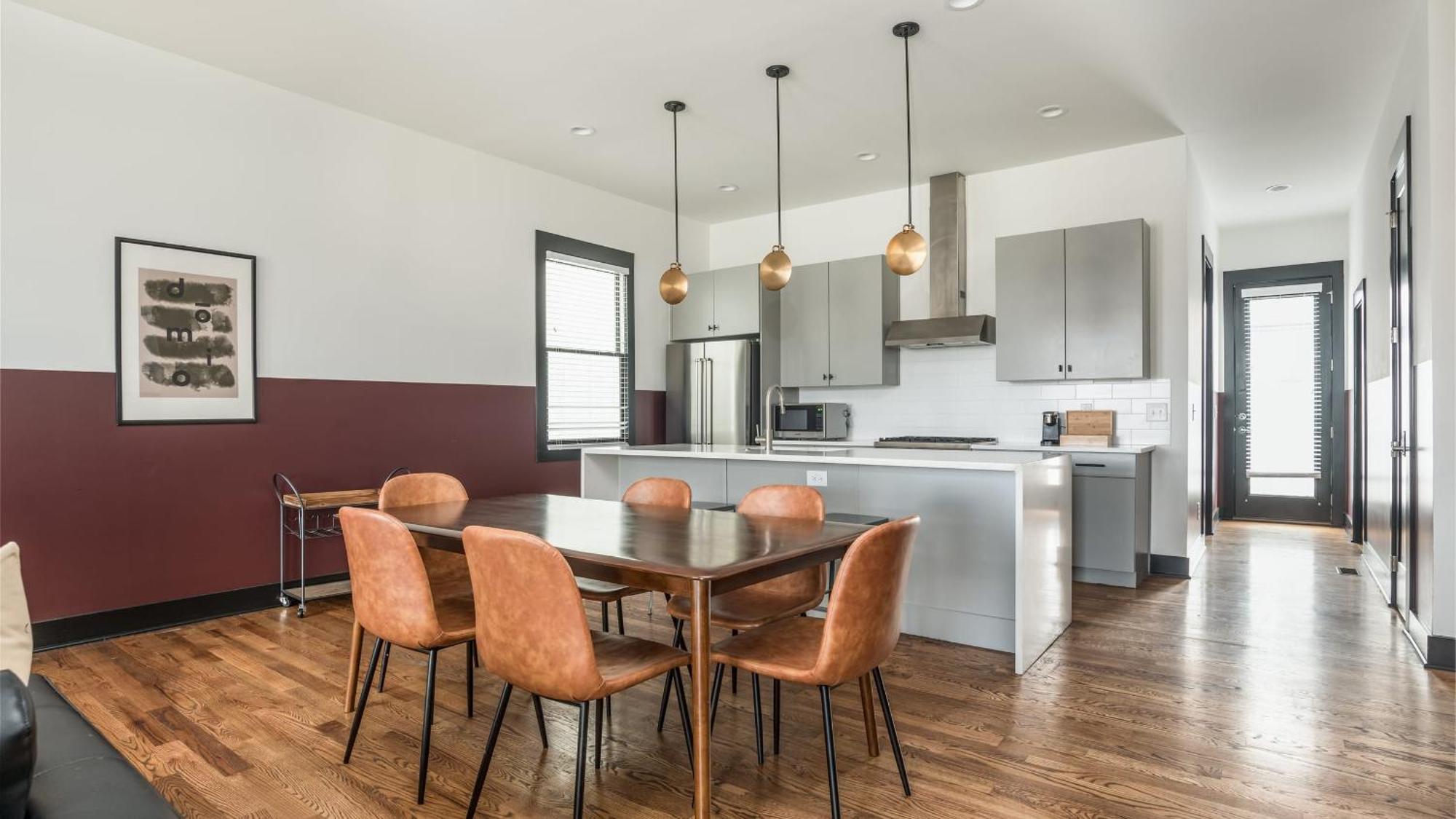 Dottie Loretta Lambert By Avantstay 3 Unit Buyout W 12br In Heart Of Apartment