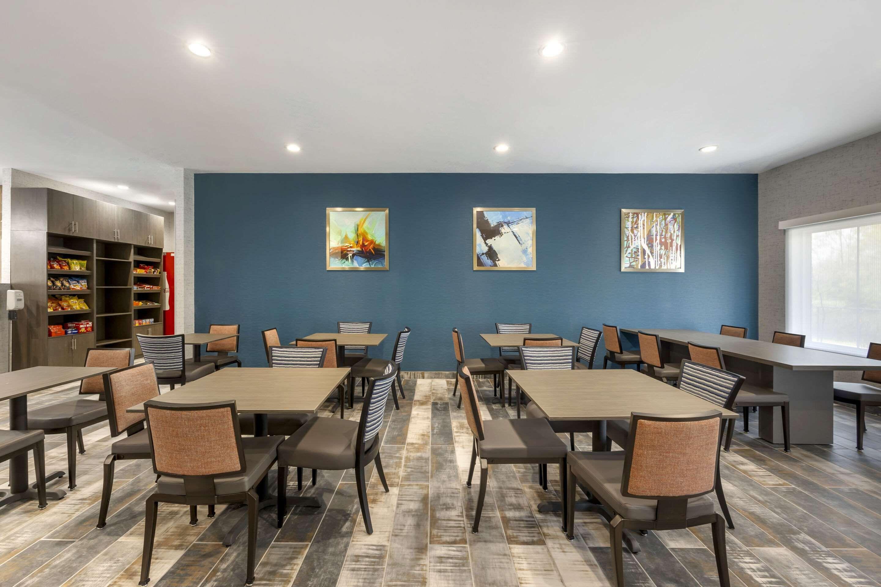 Quality & Joelton - Hotel