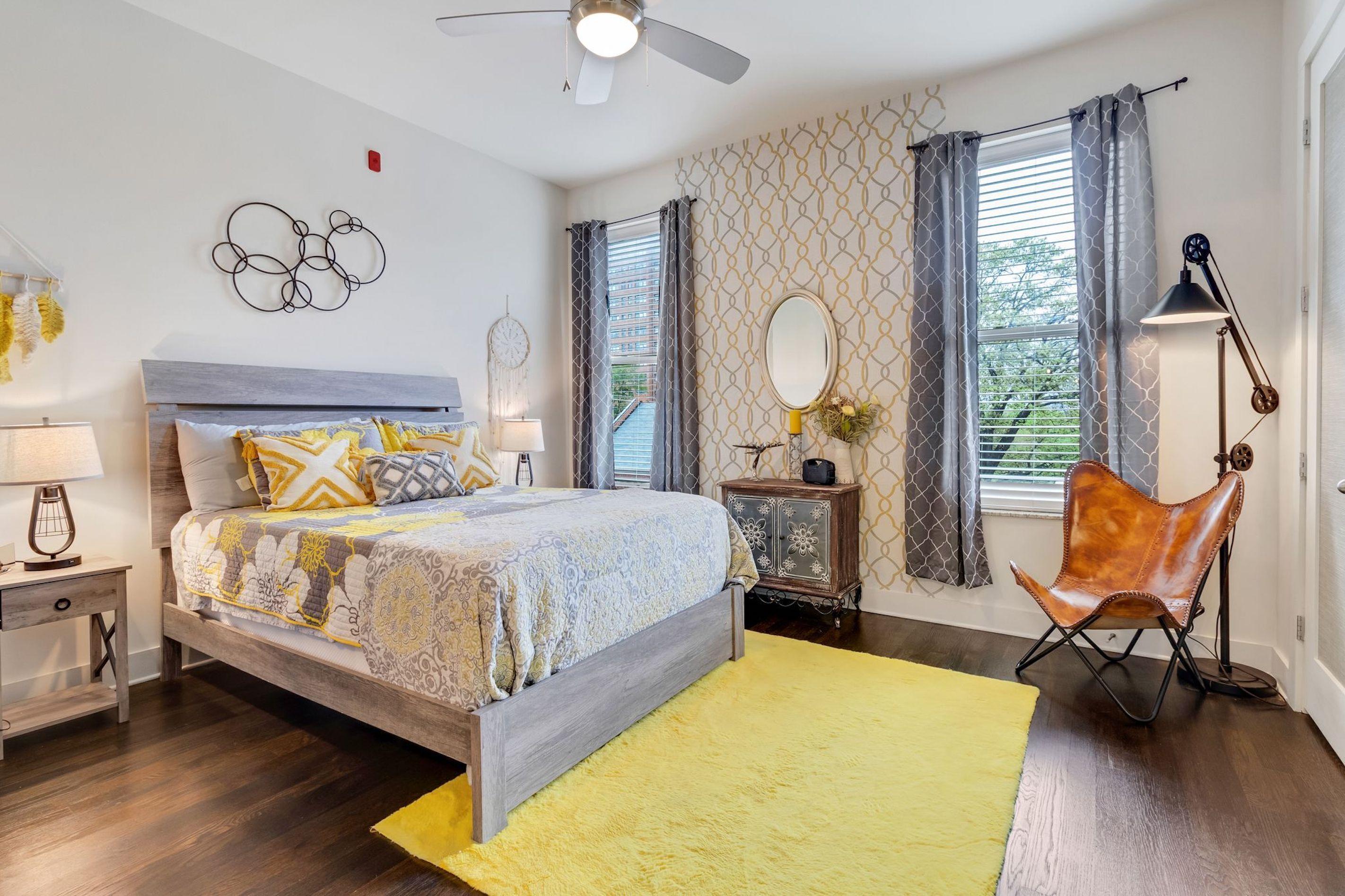 Dream In Desirable West End Holiday home