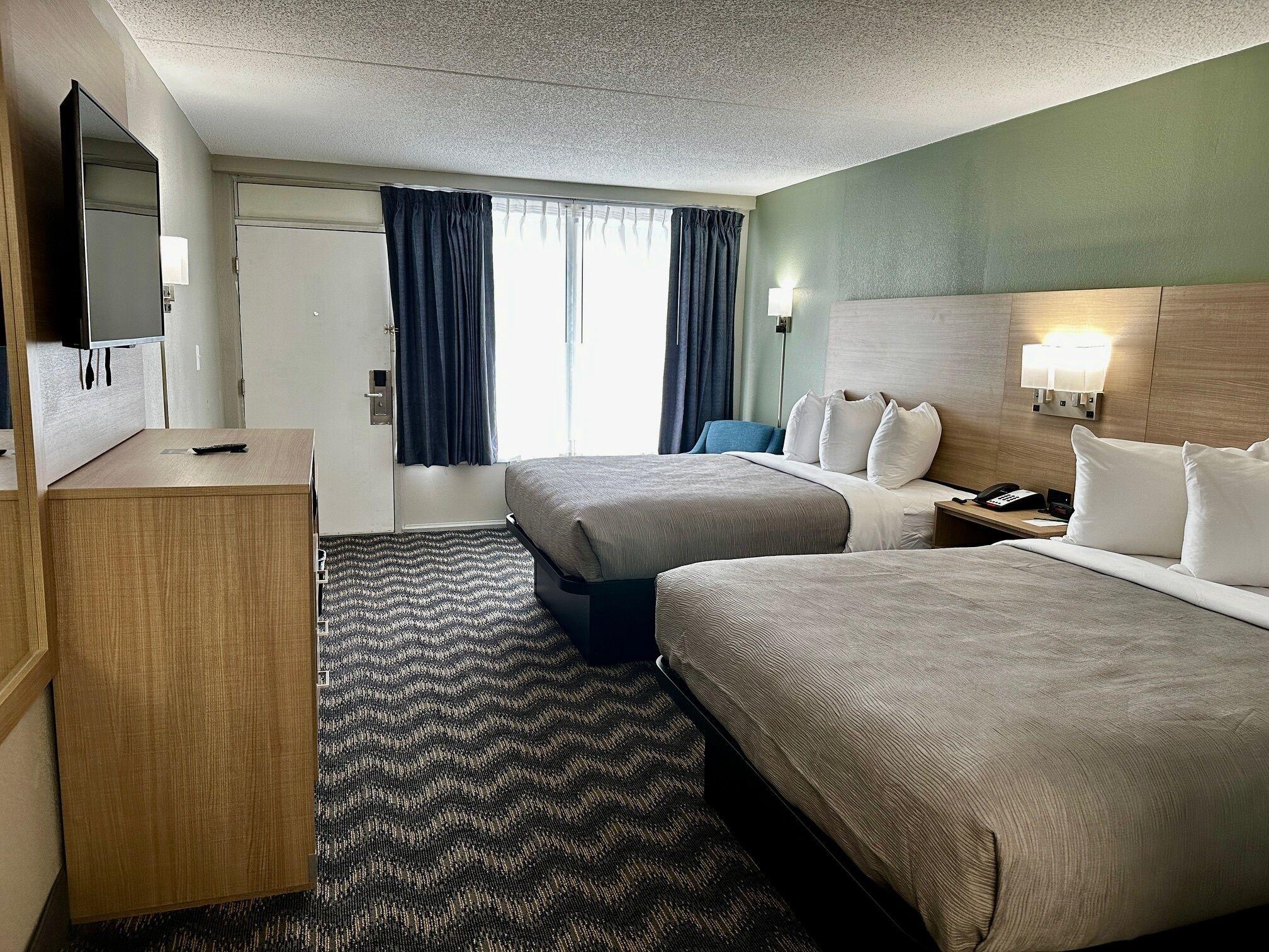 Quality - Opryland Area