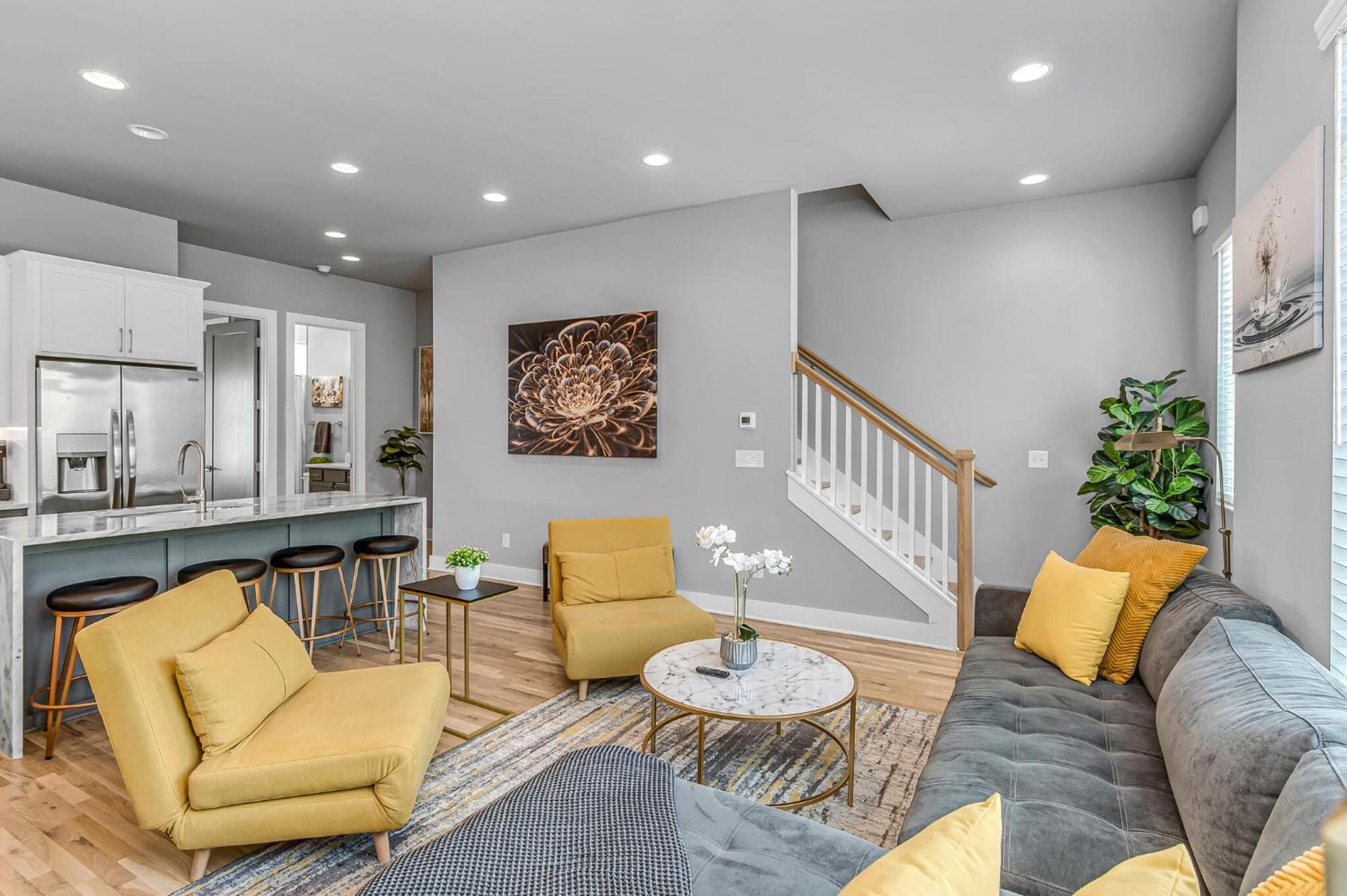 Grill Fire Pit & Views Near Downtown