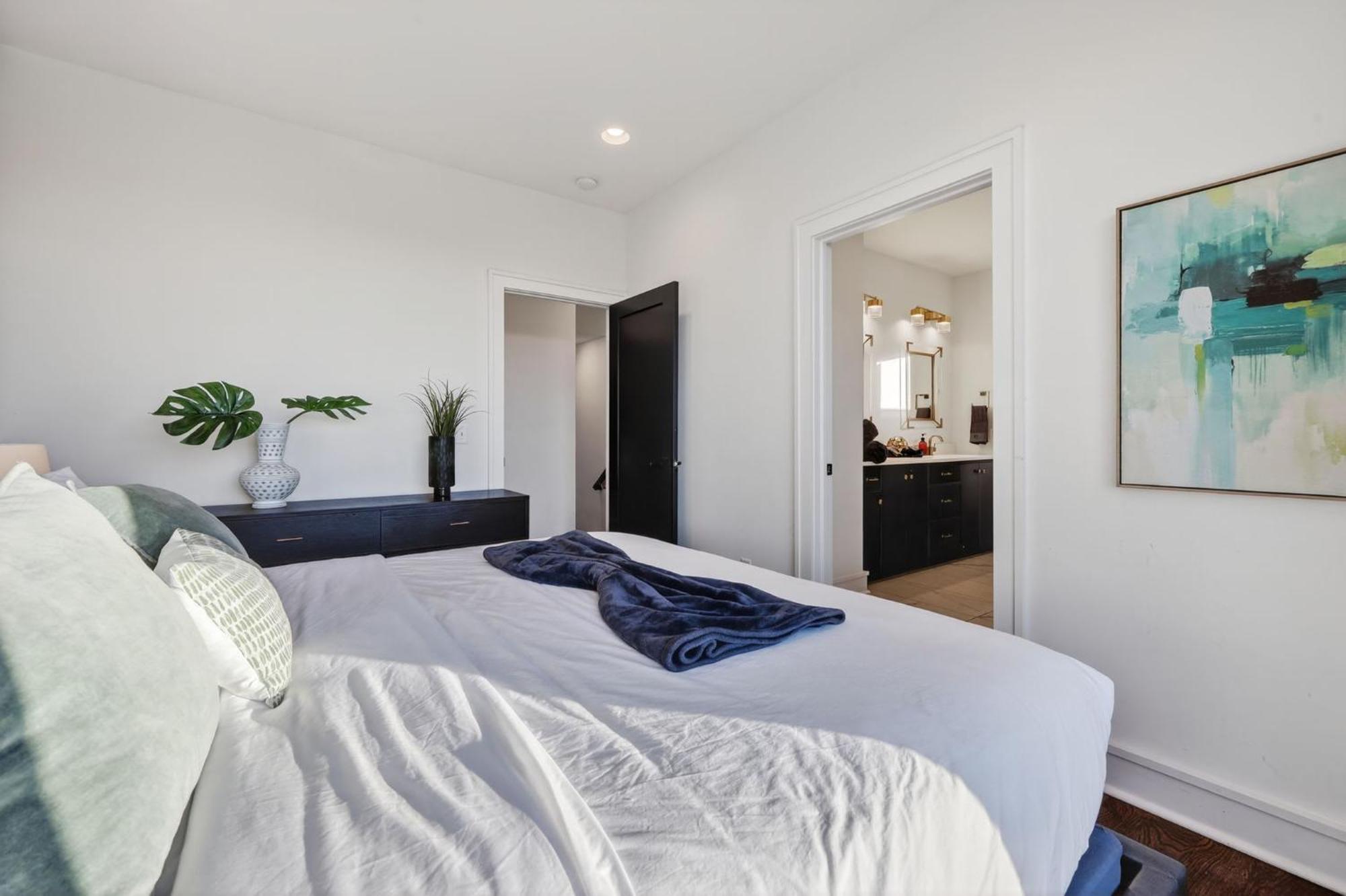 Luxury - The Gulch - Private Rooftop *