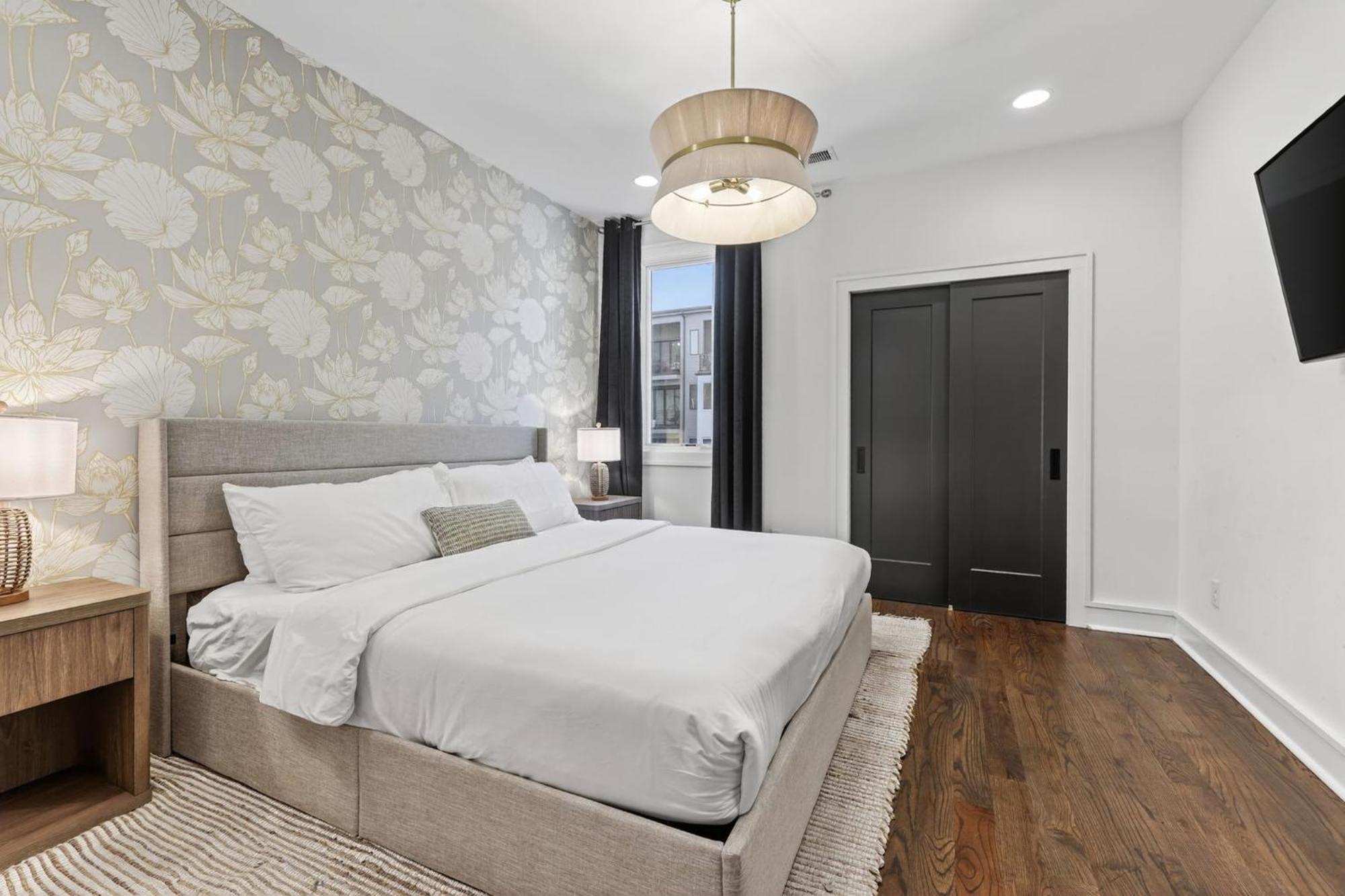 Luxury - The Gulch - Private Rooftop *