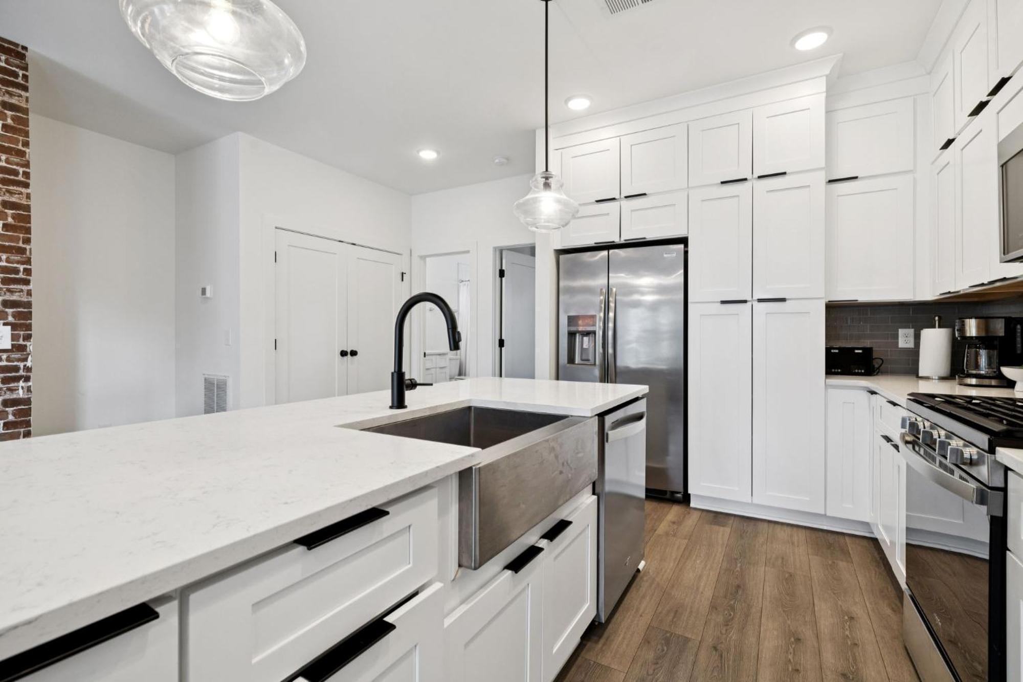 New Nash Modern Luxurious Space W Rooftop Views Holiday home