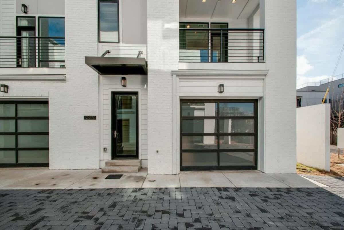 Luxury - The Gulch - Private Rooftop *