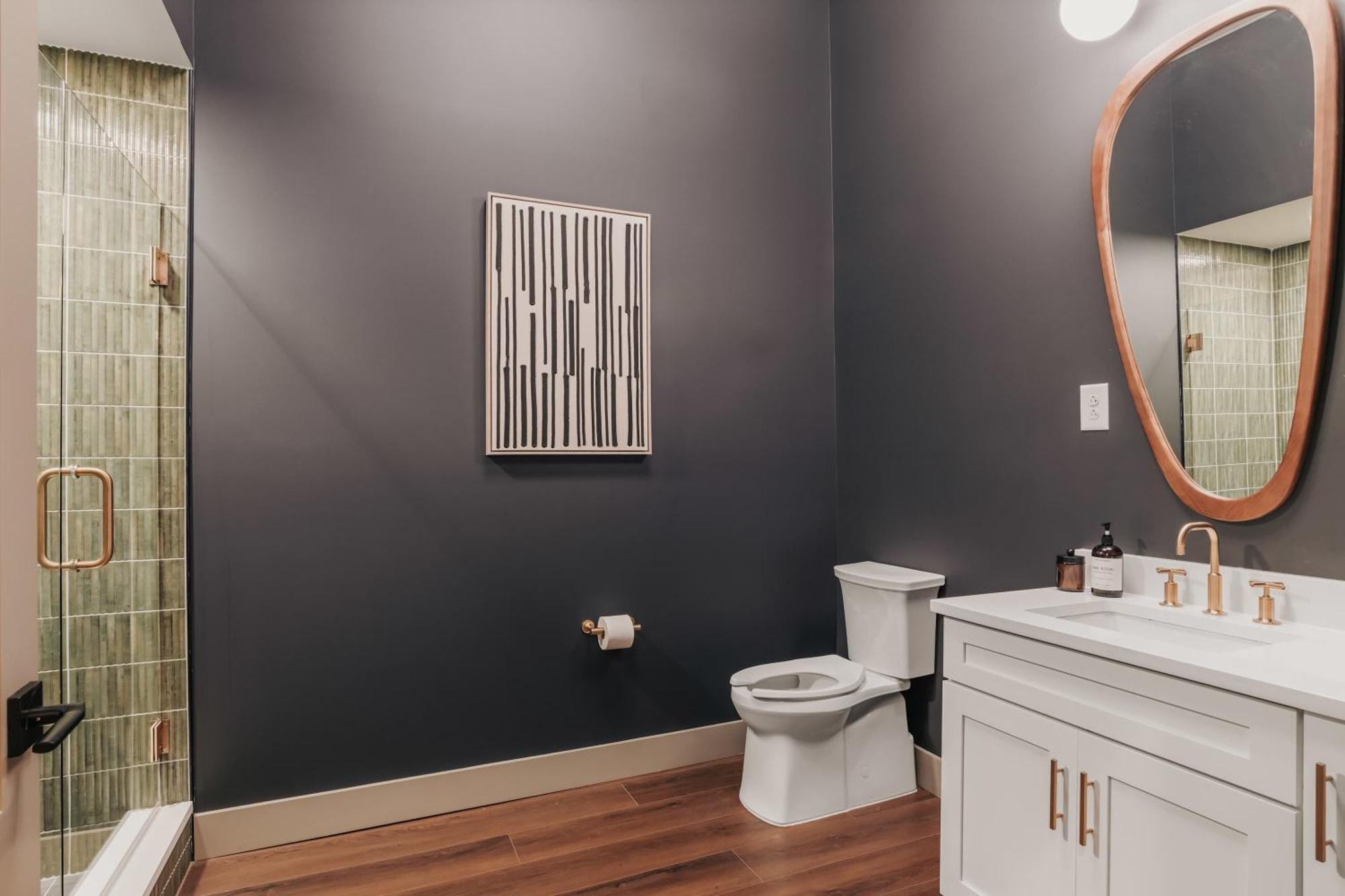 Starr Piano - Roxie And Carraway - 8 Bedrooms