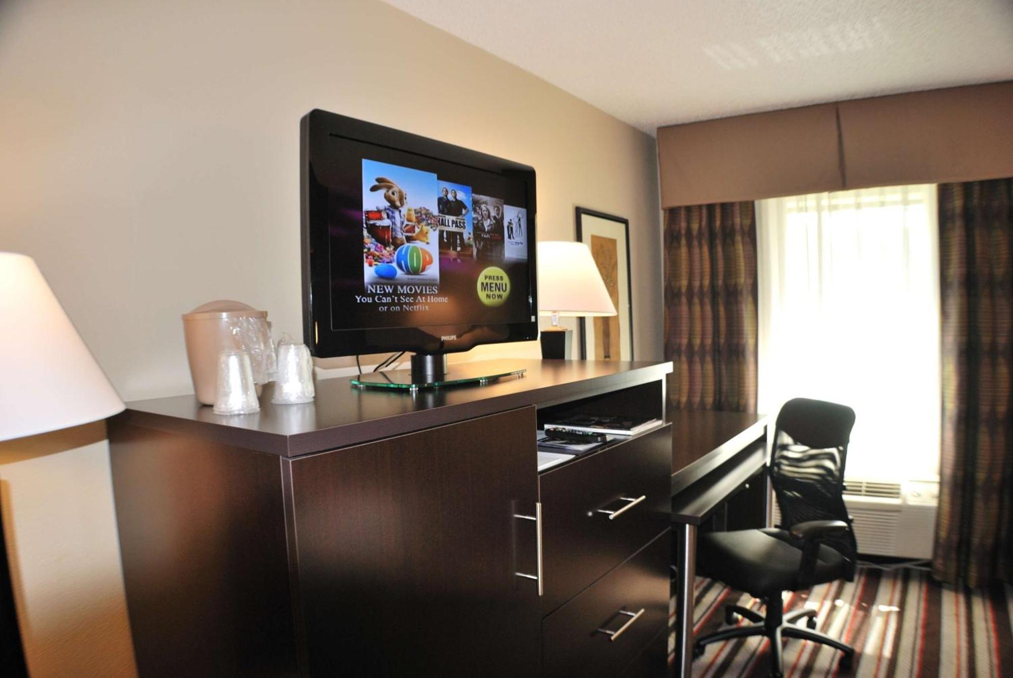 Express W-i40 By Ihg Nashville