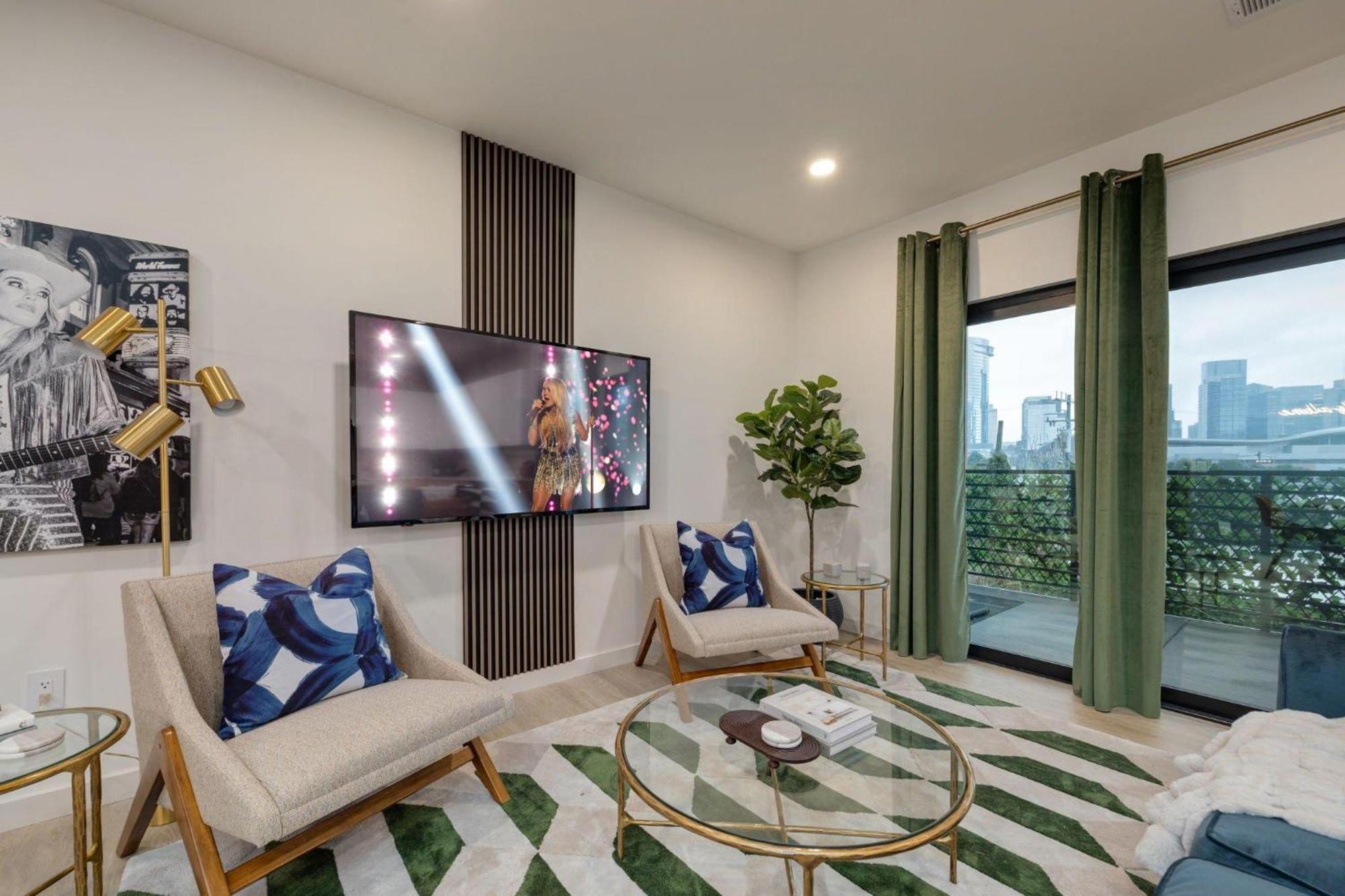 Hyve - Cowgirl Twirl - Walk To Broadway Holiday home Nashville