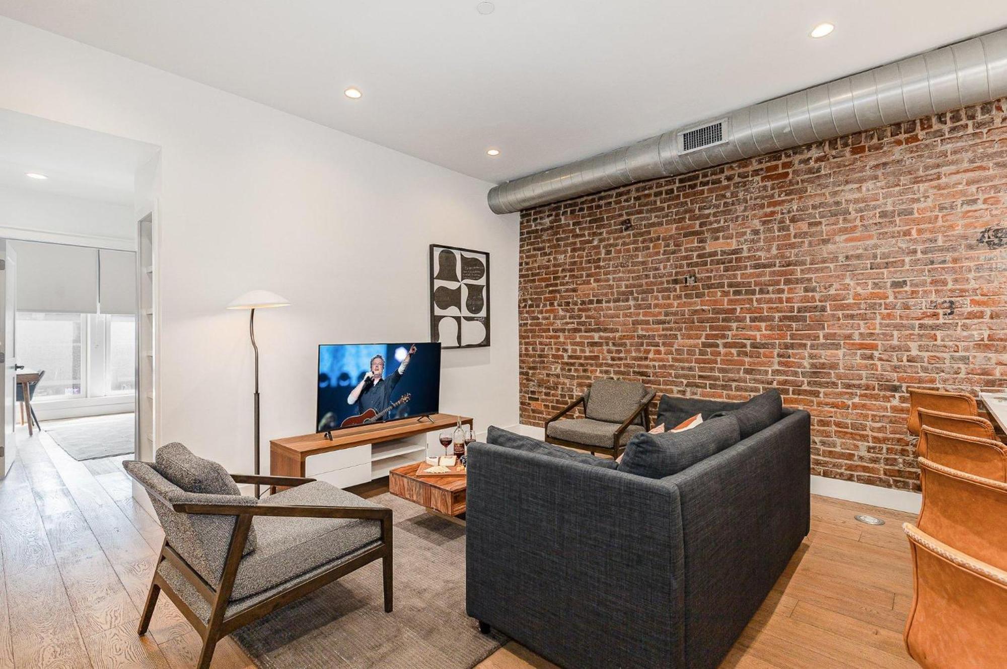 The Saddlery - Encore - 1 Block To Broadway Holiday home Nashville