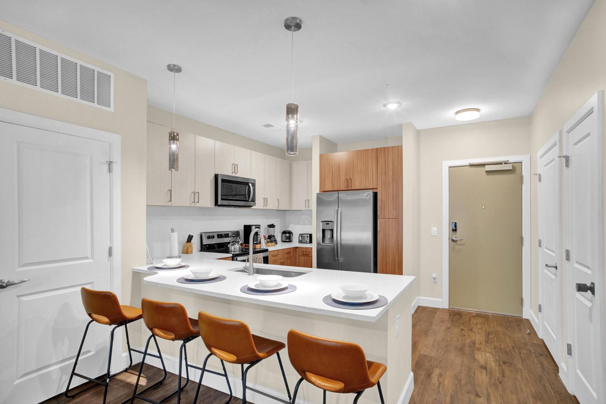 Apartment Grand Palace Pool Gym Parking Nashville