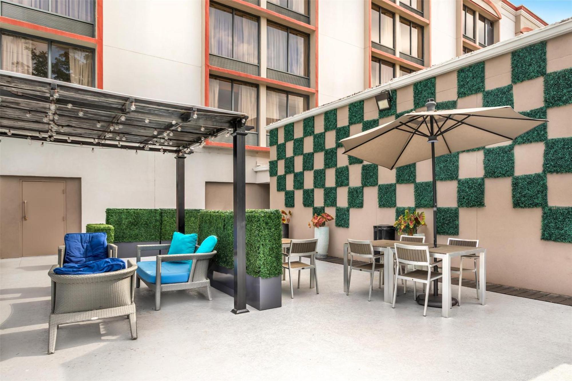 Hotel Western Downtown Music Row