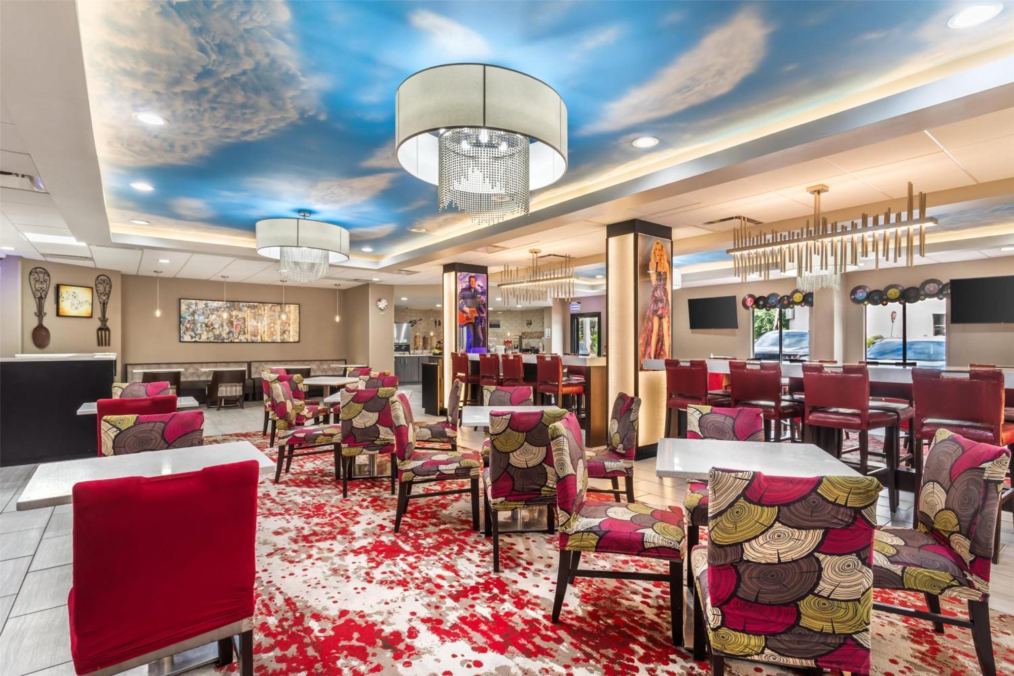 Western Downtown Music Row Hotel 3*