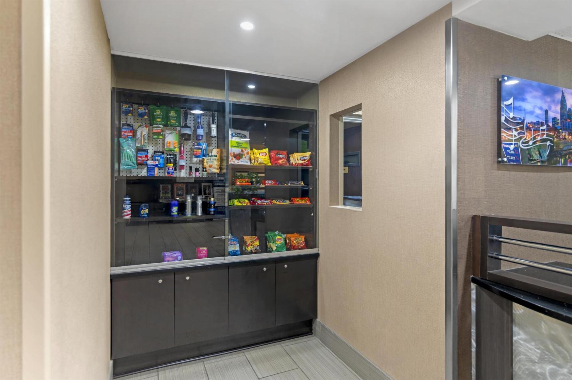 Hotel Western Near Opryland