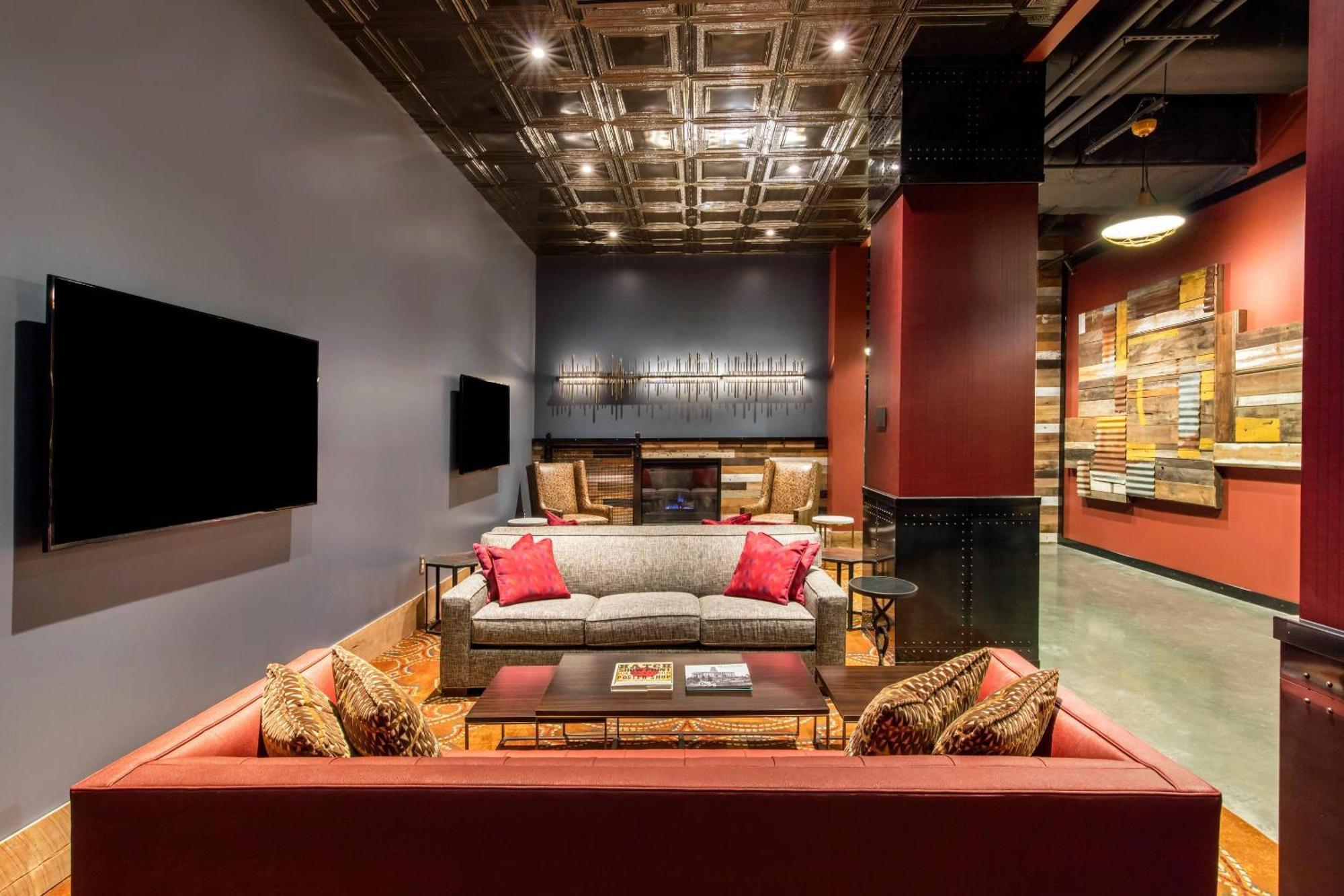 Cambria Downtown Hotel